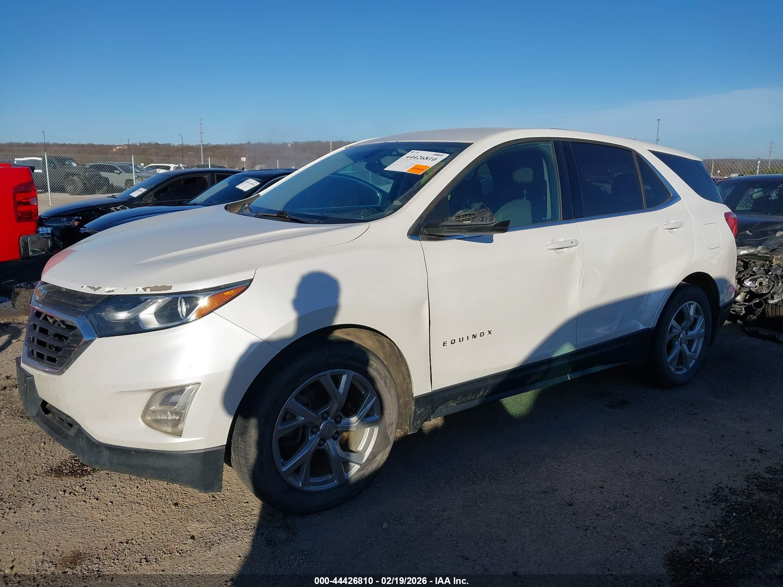 CHEVROLET EQUINOX image 2