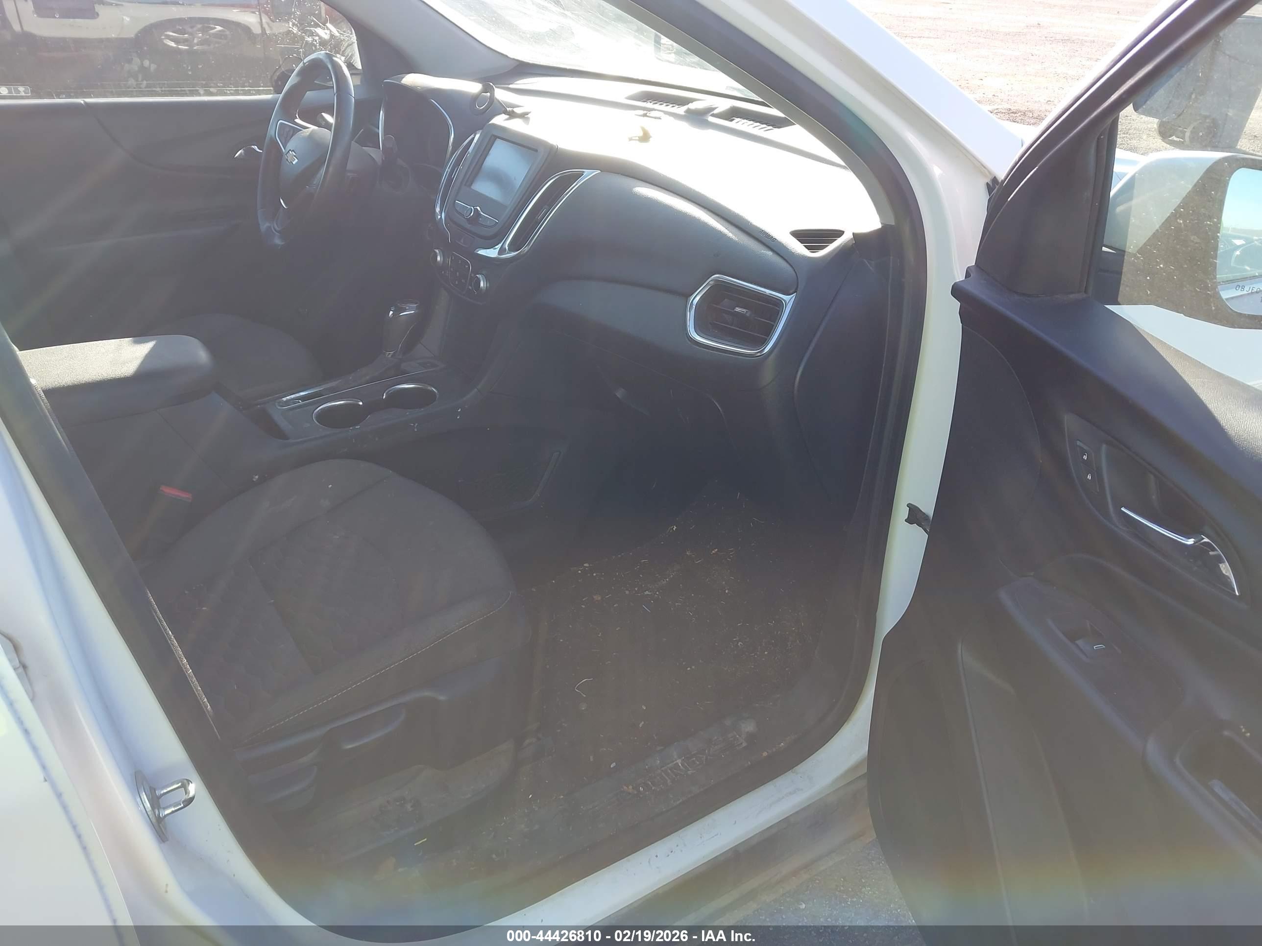 CHEVROLET EQUINOX image 5