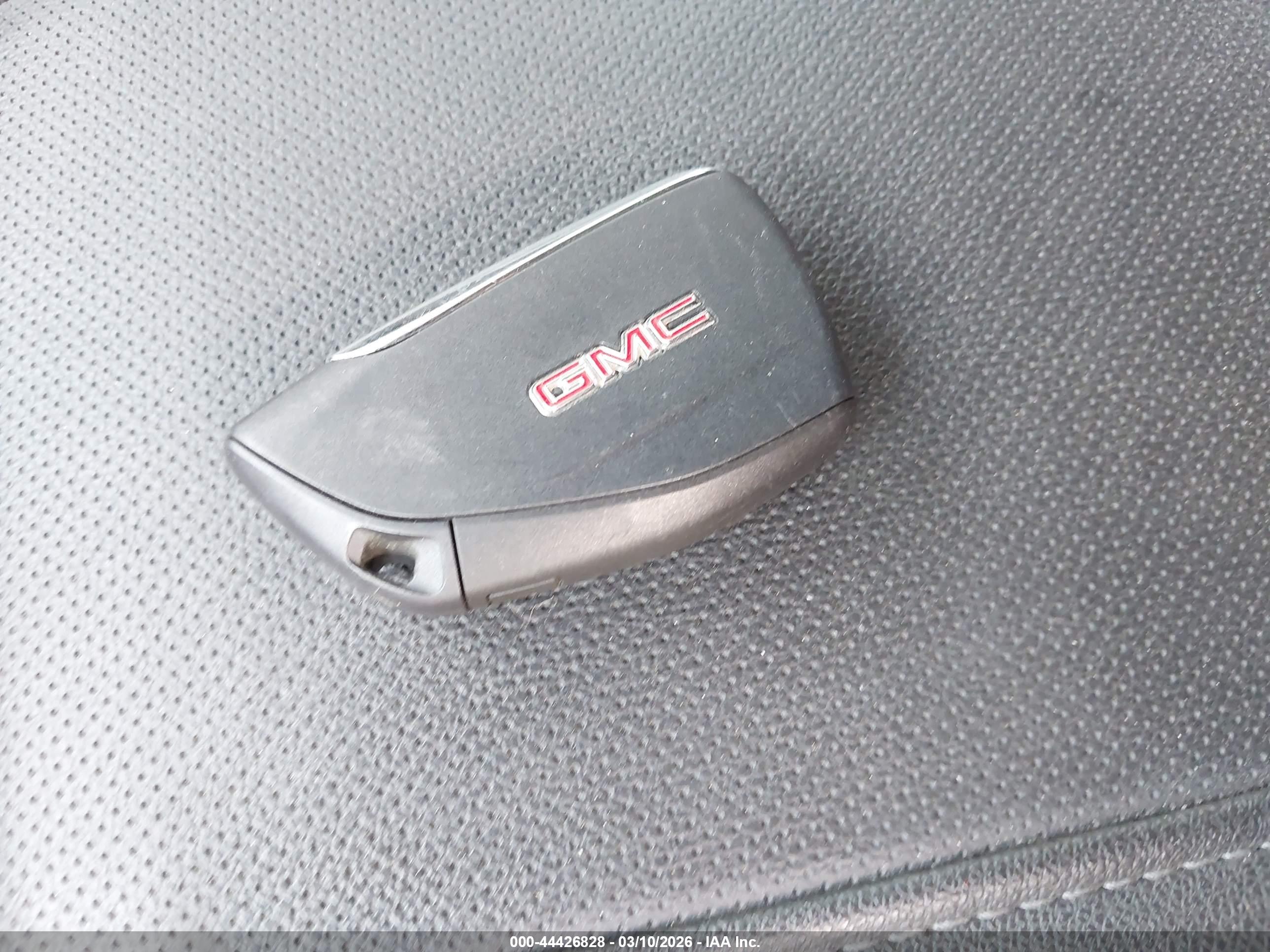 GMC SIERRA image 11