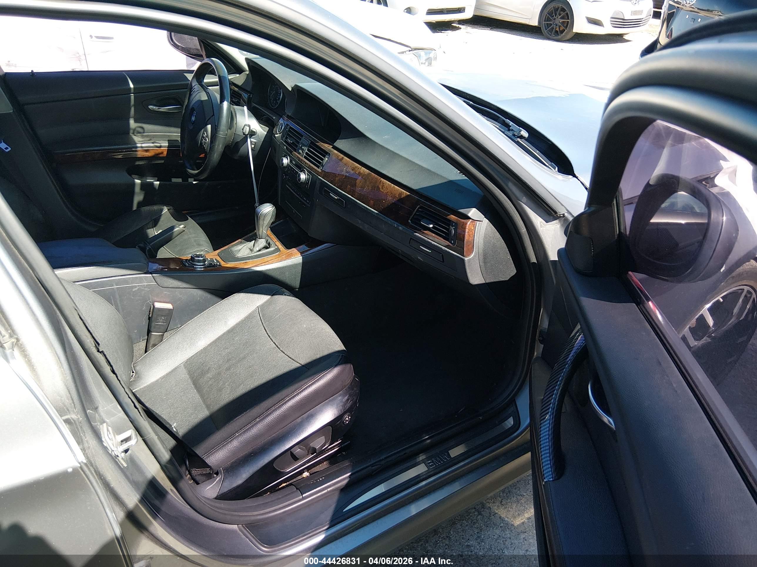 BMW 328I image 5