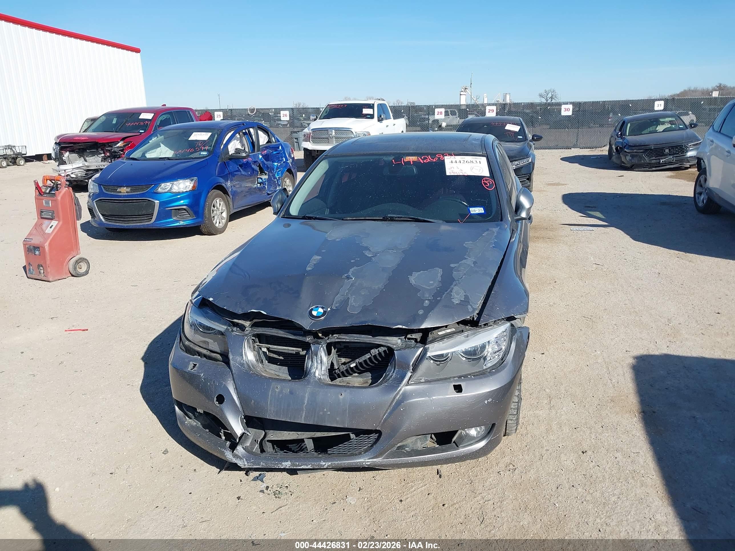 BMW 328I image 6