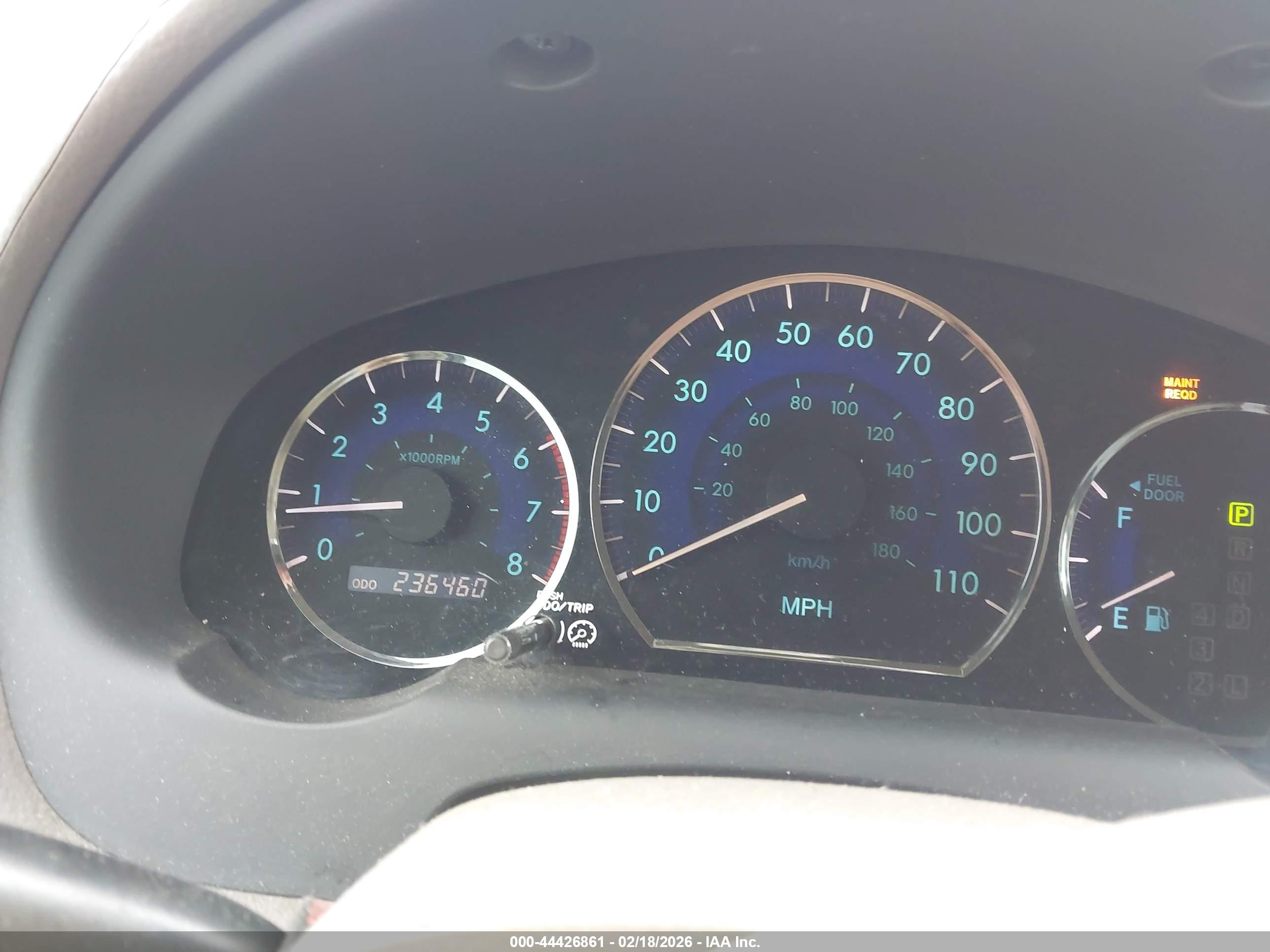 TOYOTA SIENNA image 7