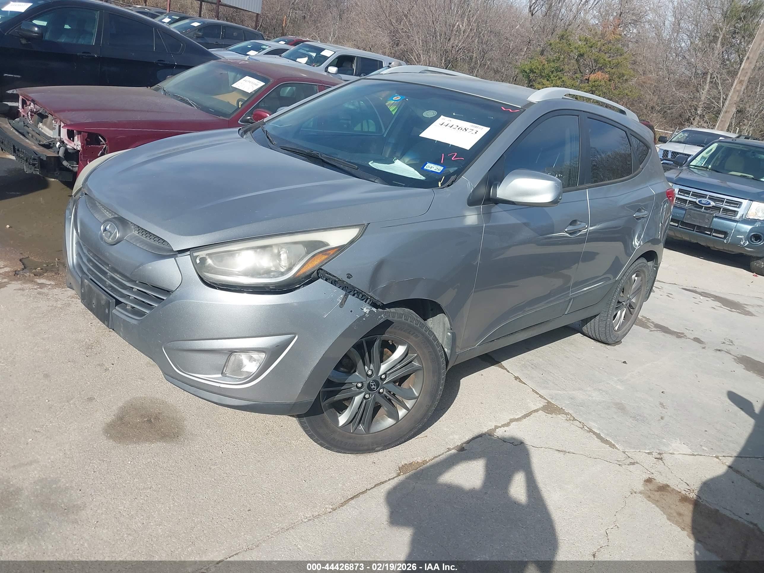 HYUNDAI TUCSON image 2