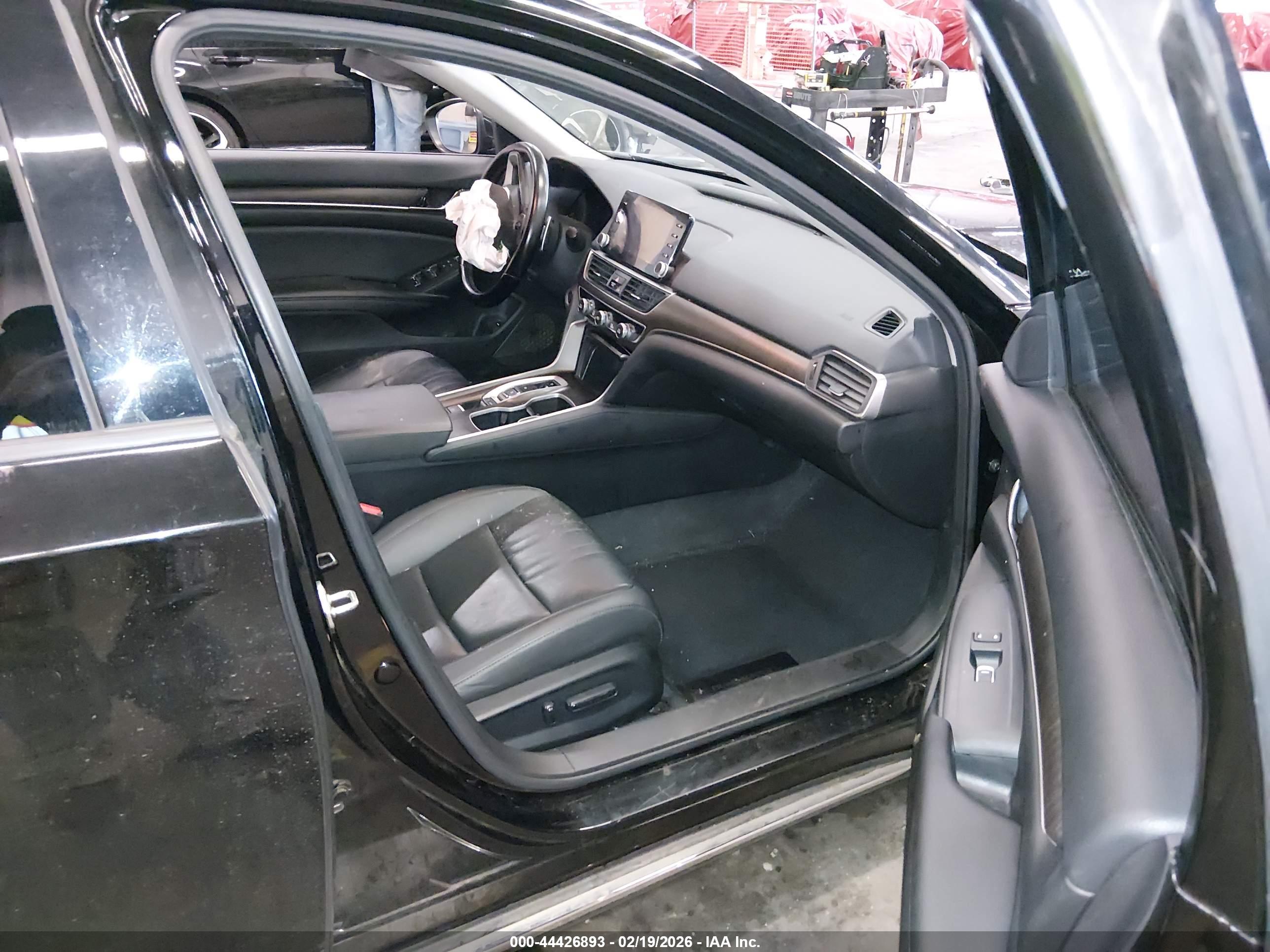 HONDA ACCORD image 5