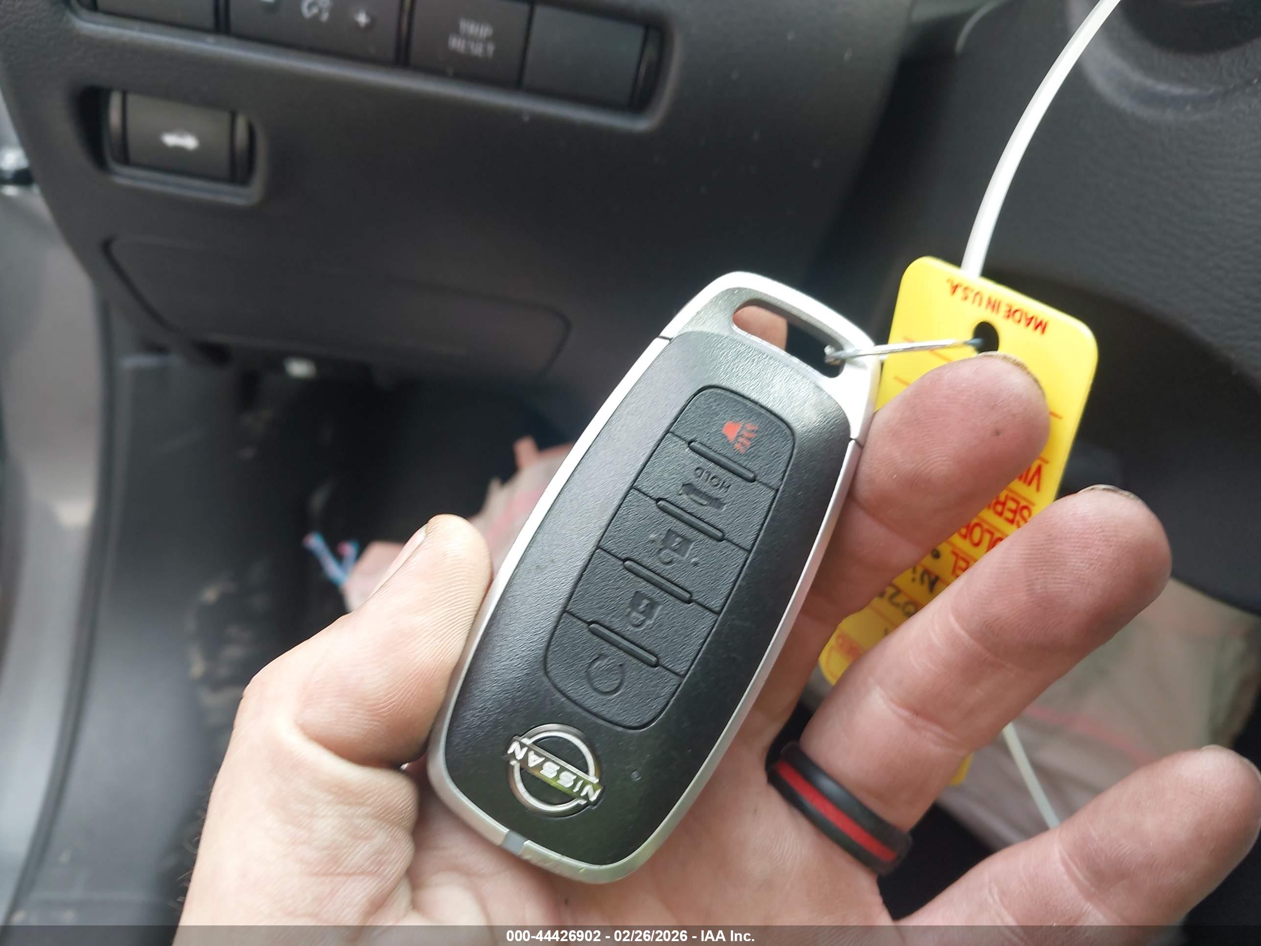 NISSAN SENTRA image 11
