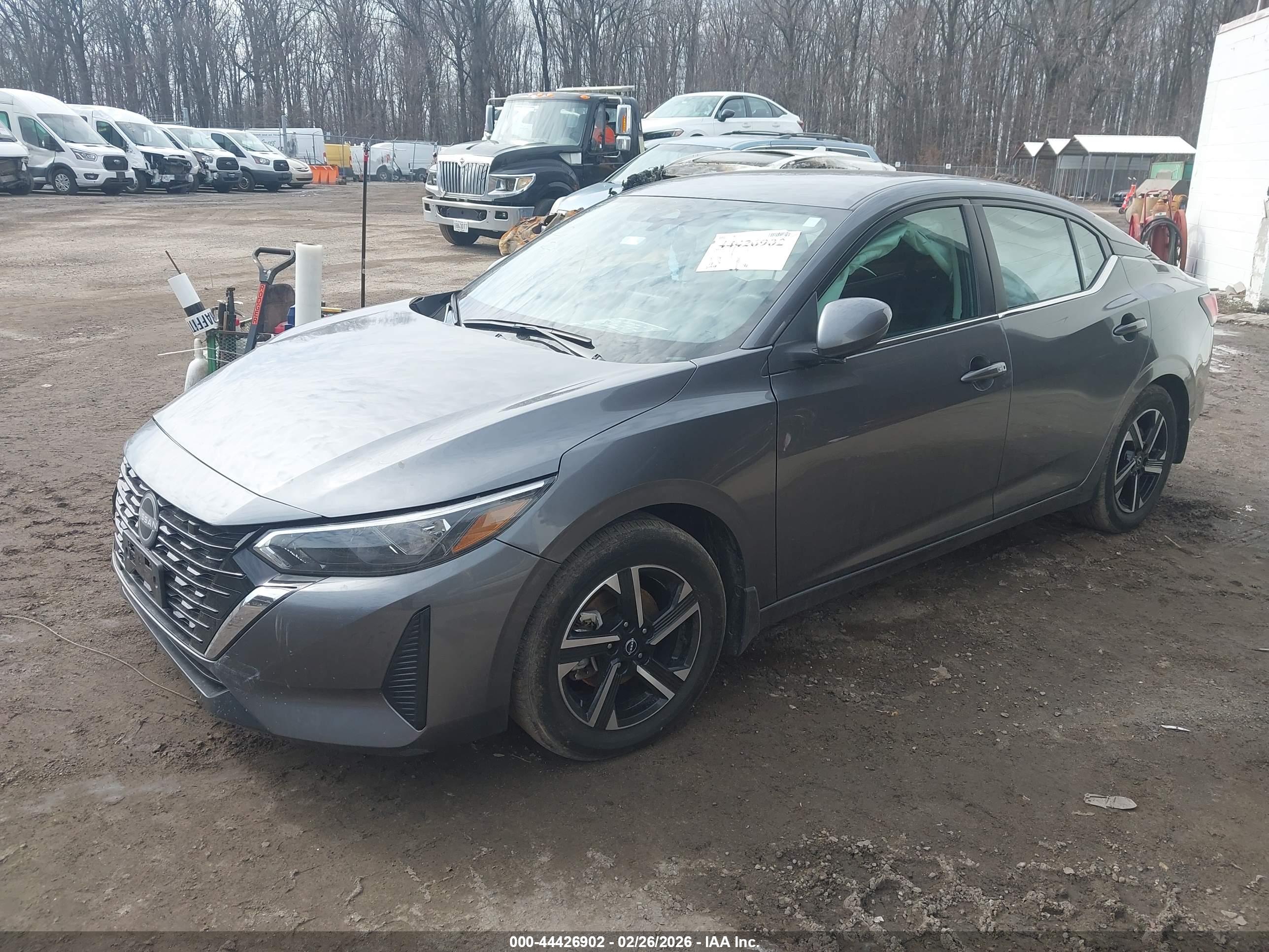 NISSAN SENTRA image 2