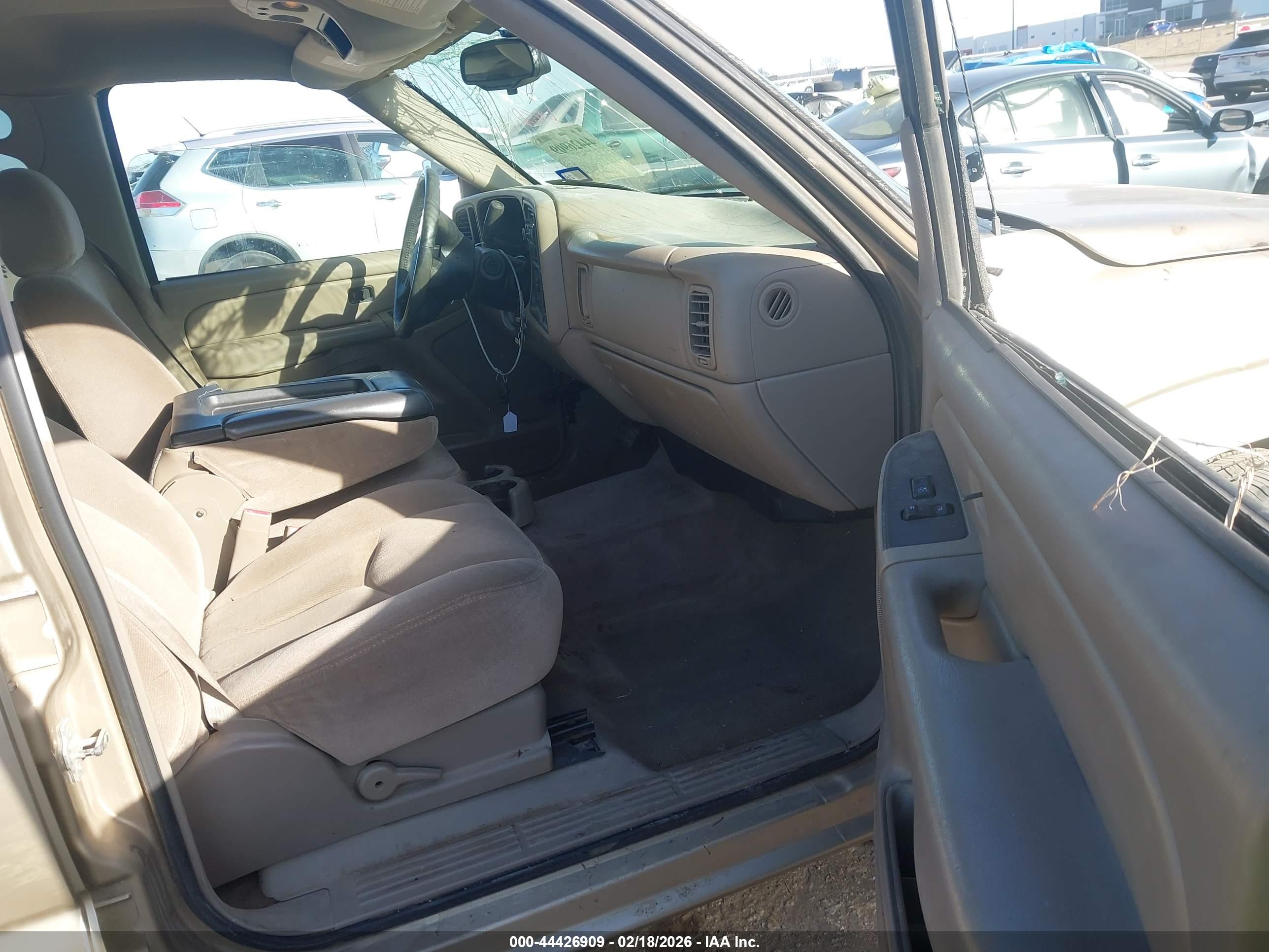 GMC SIERRA image 5