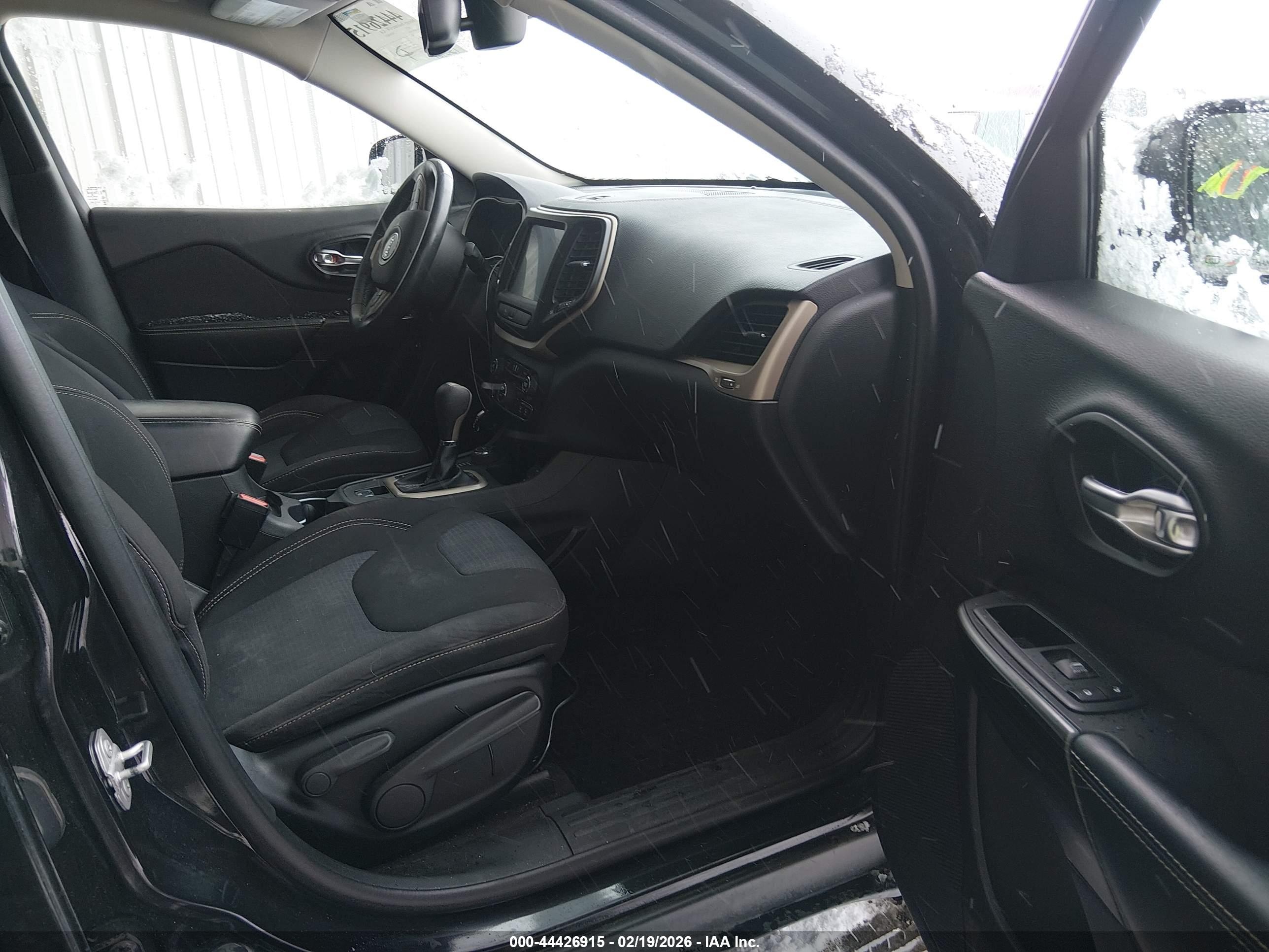 JEEP CHEROKEE image 5