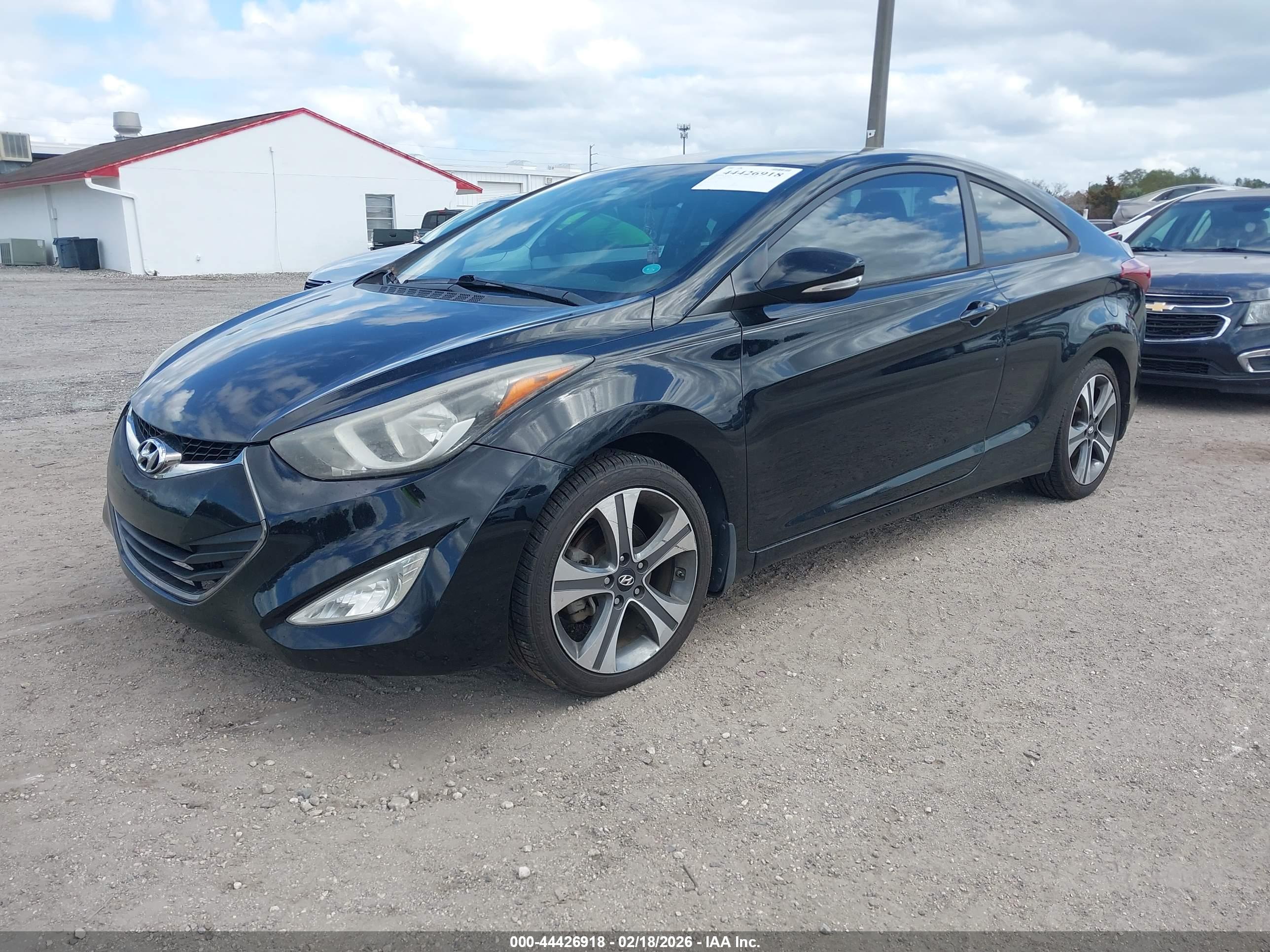 HYUNDAI ELANTRA image 2