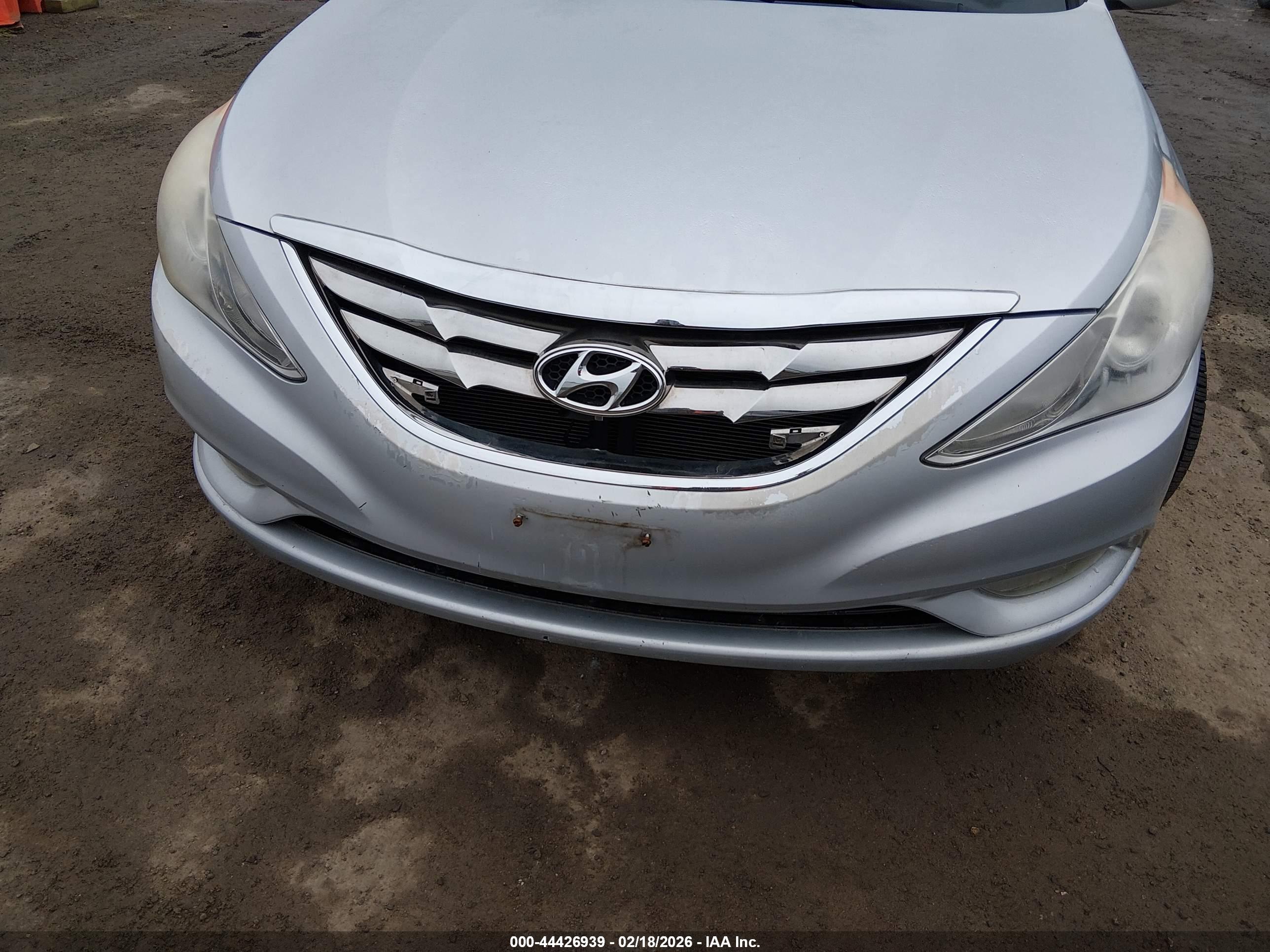 HYUNDAI SONATA image 6