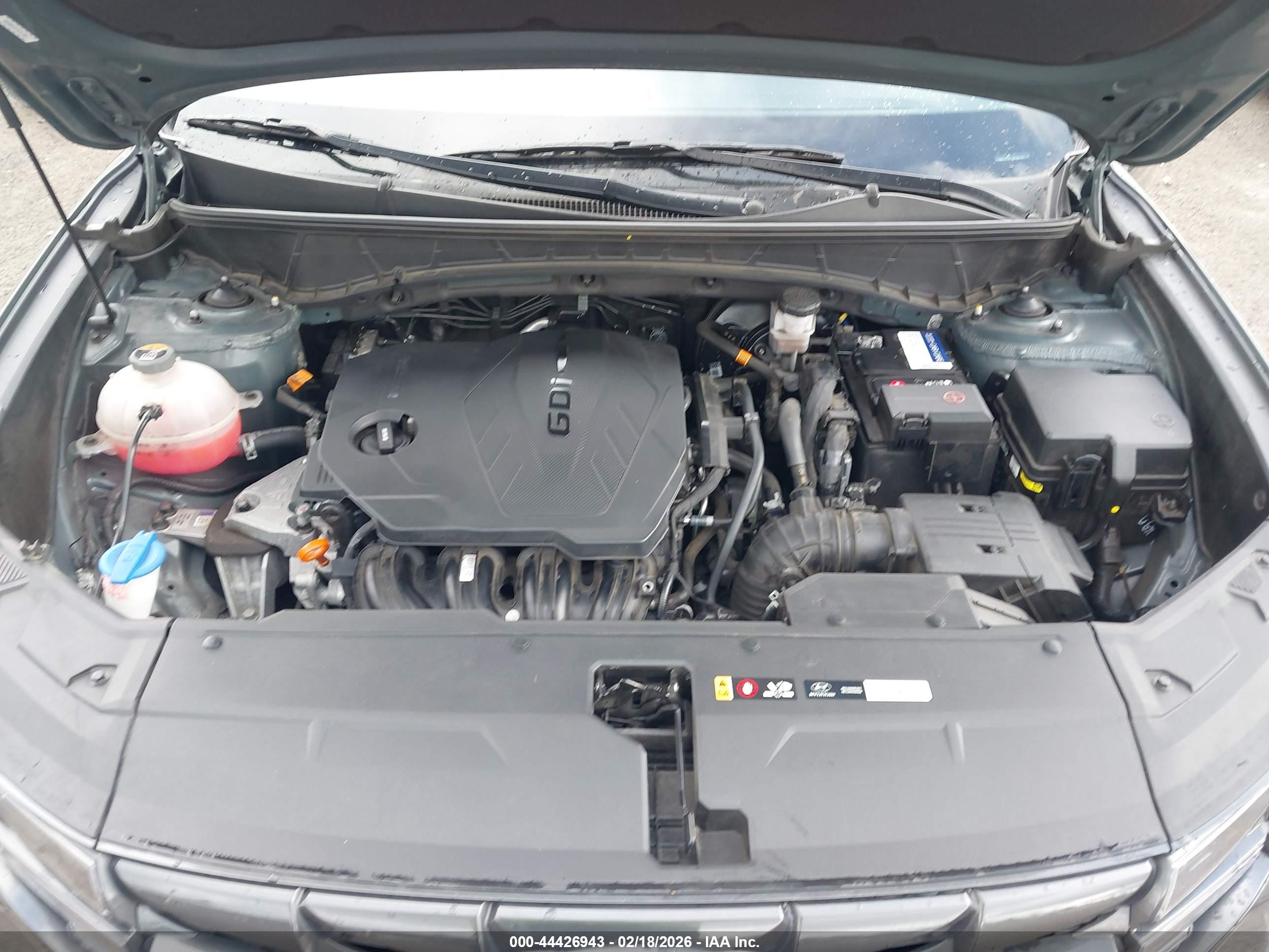 HYUNDAI TUCSON image 10