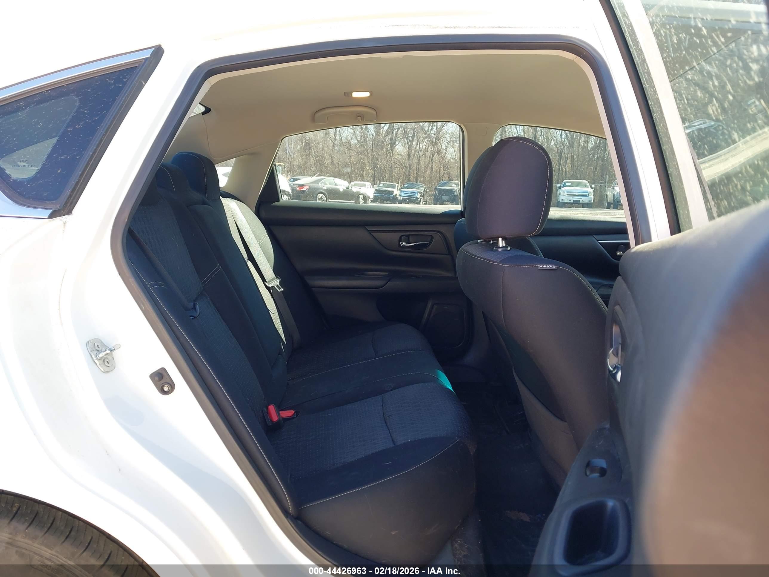 NISSAN ALTIMA image 8