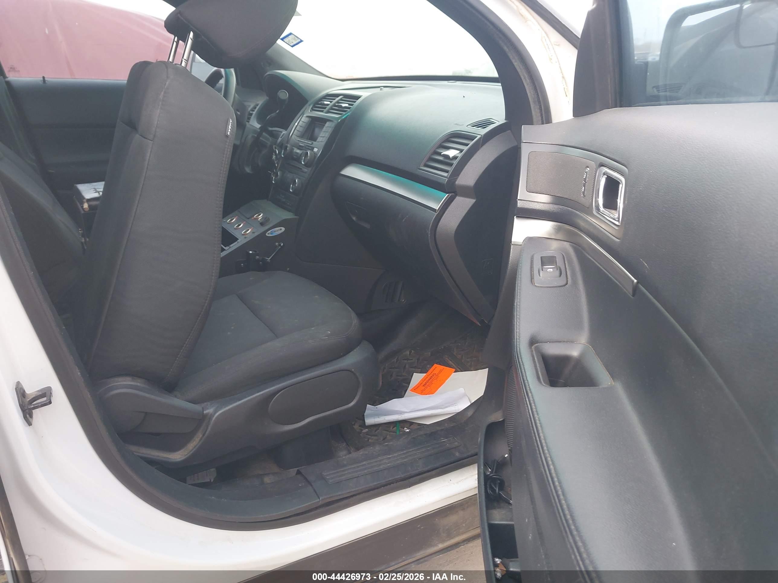 FORD UTILITY image 5