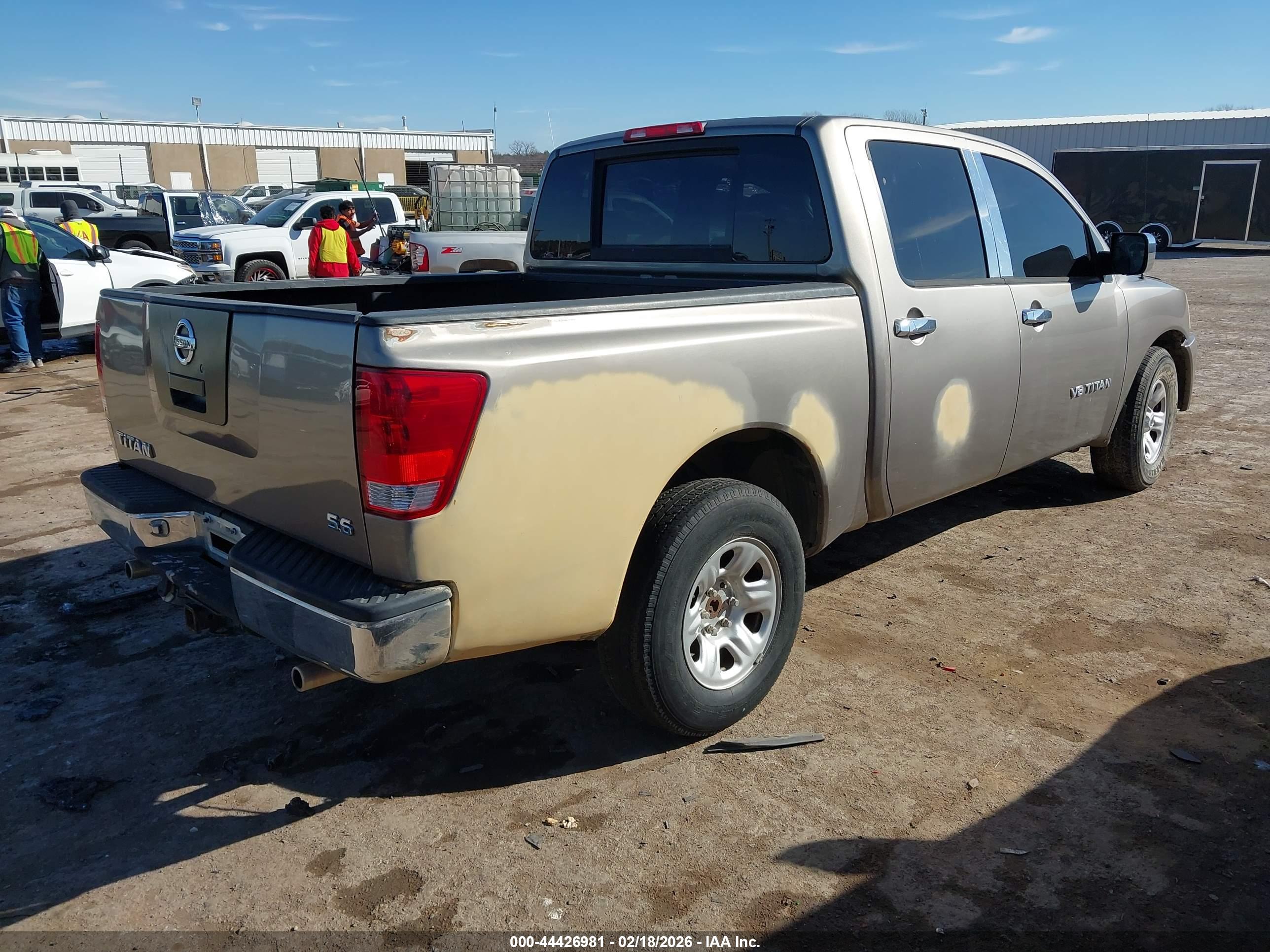NISSAN TITAN image 4
