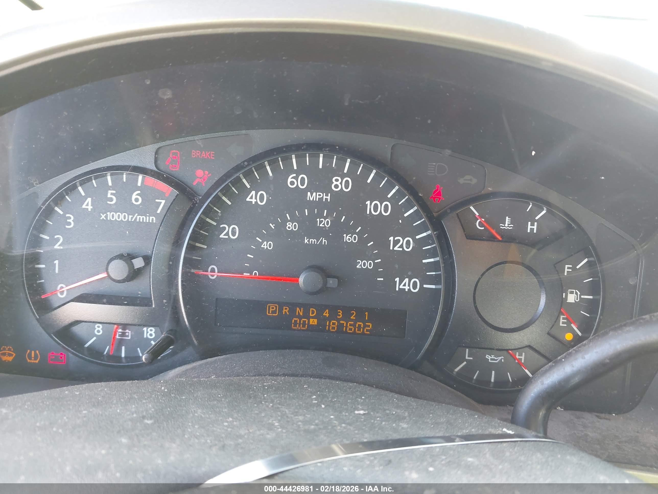 NISSAN TITAN image 7