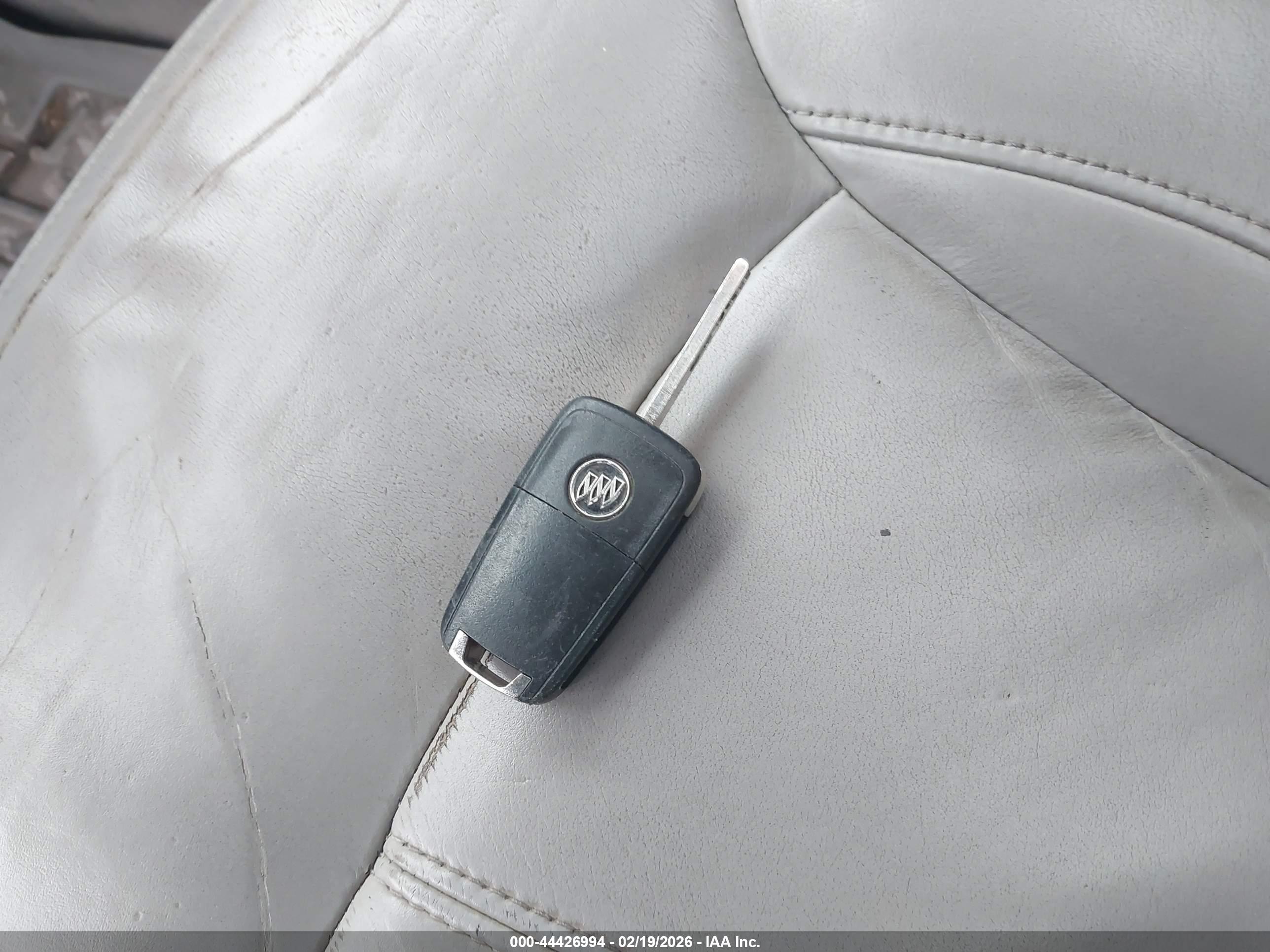 BUICK LACROSSE image 11