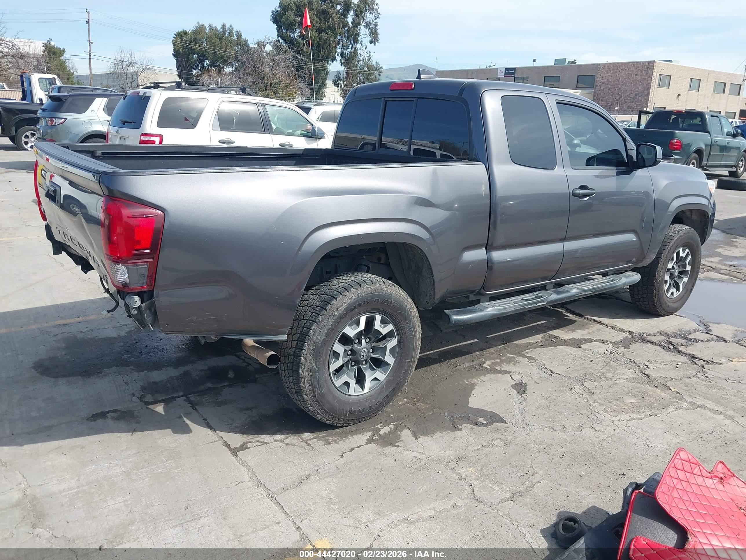 TOYOTA TACOMA image 4