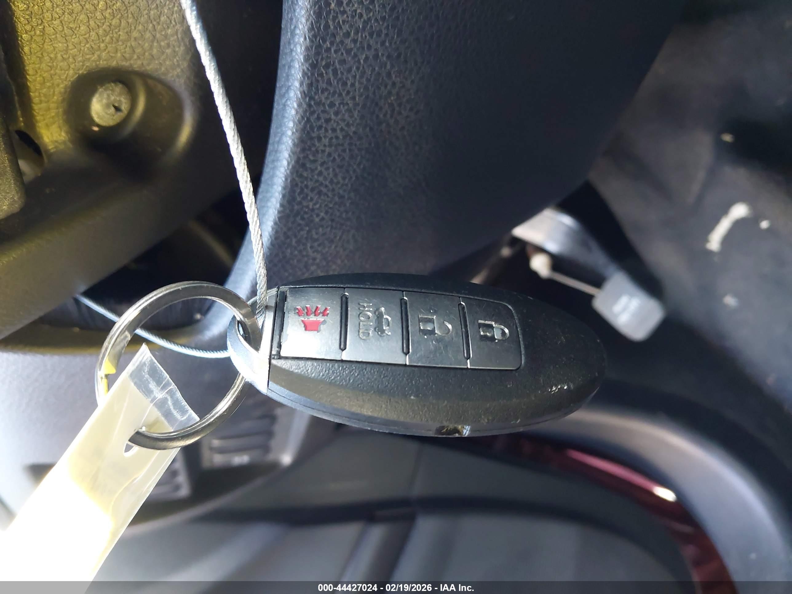 NISSAN MURANO image 11