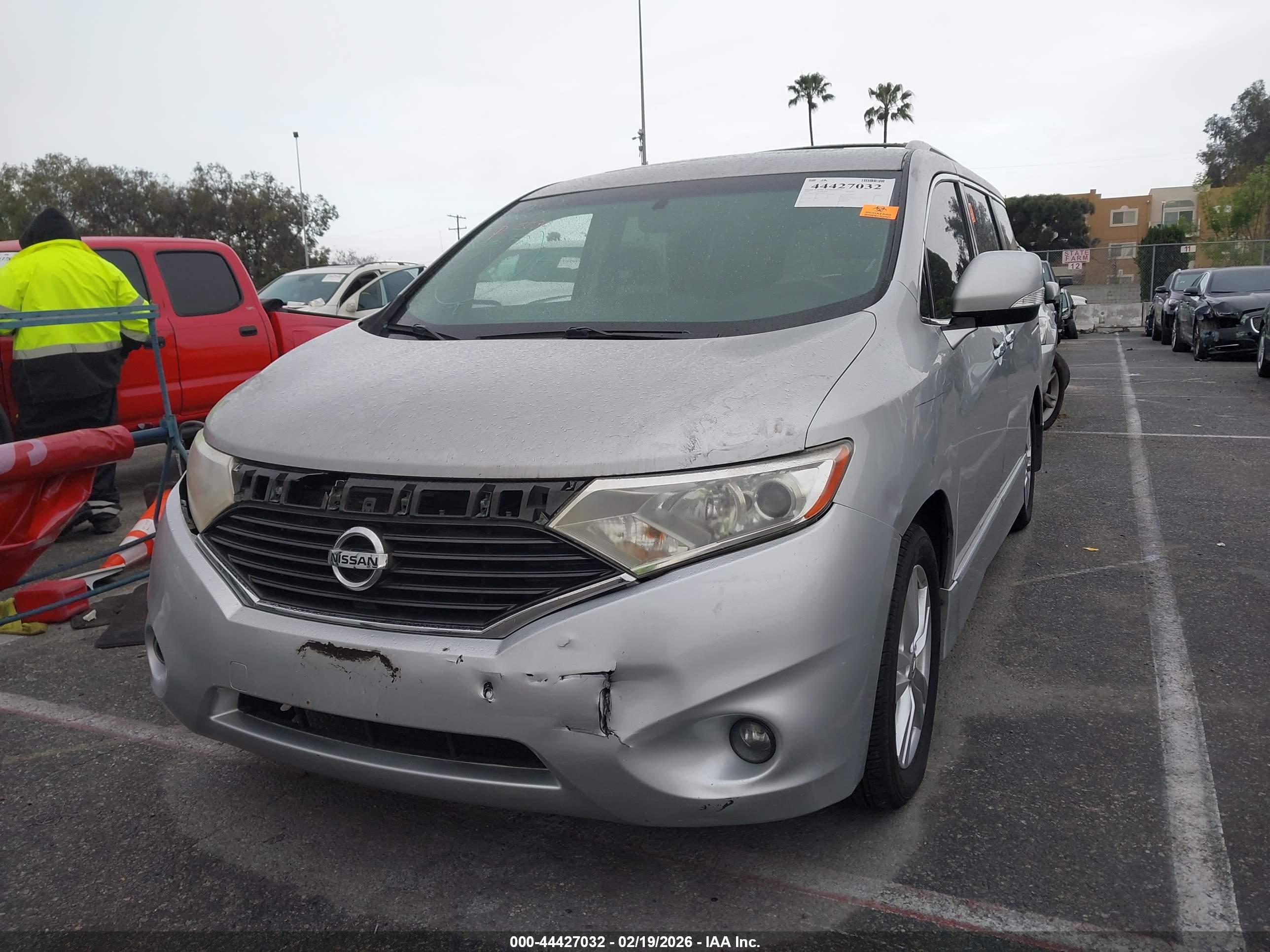 NISSAN QUEST image 2