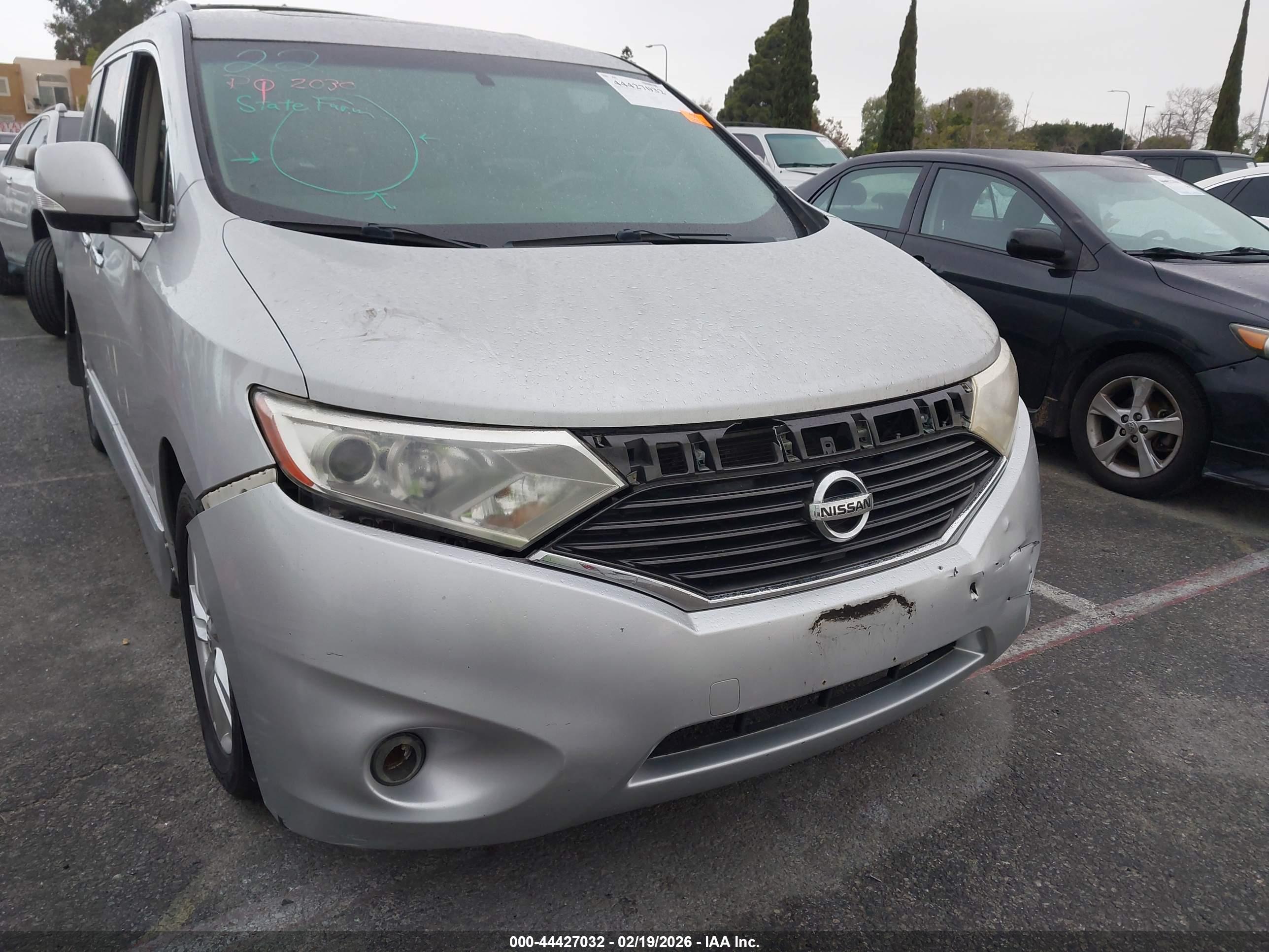 NISSAN QUEST image 6