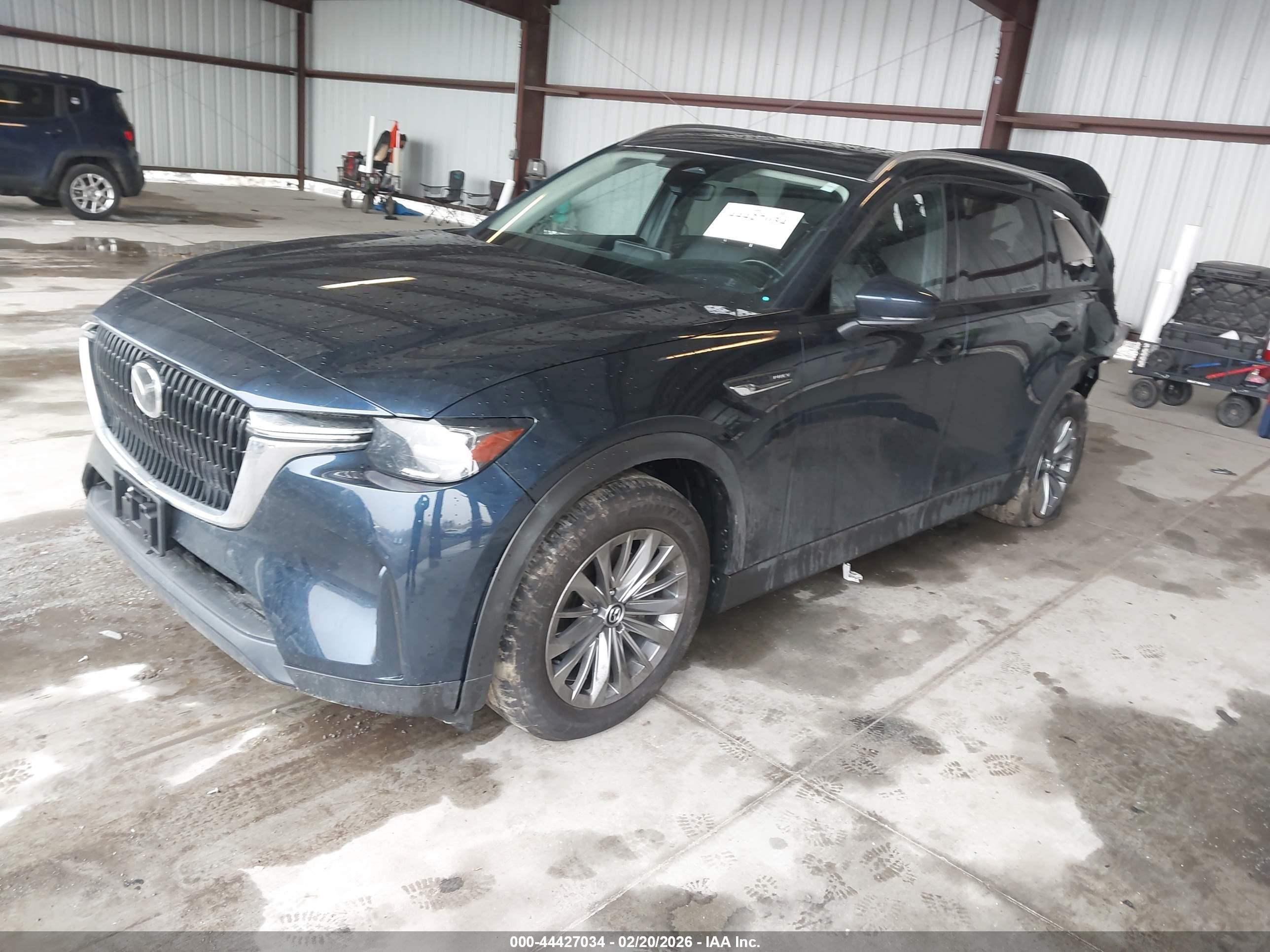 MAZDA CX-90 image 2