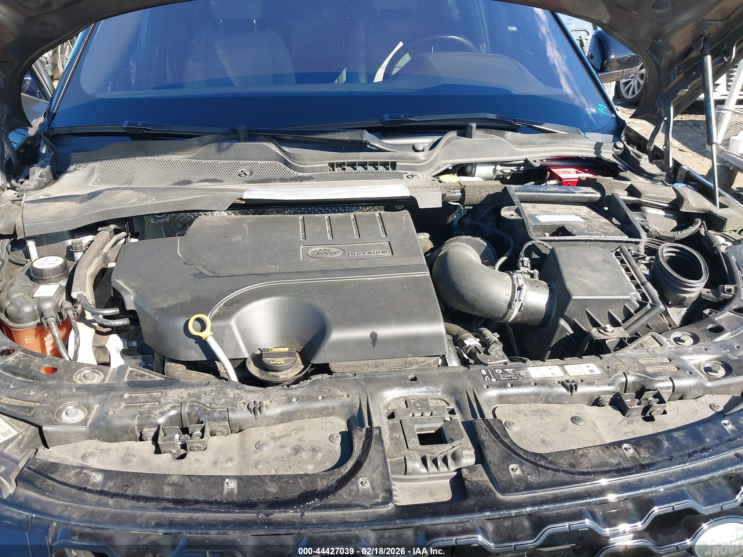 LAND ROVER image 10