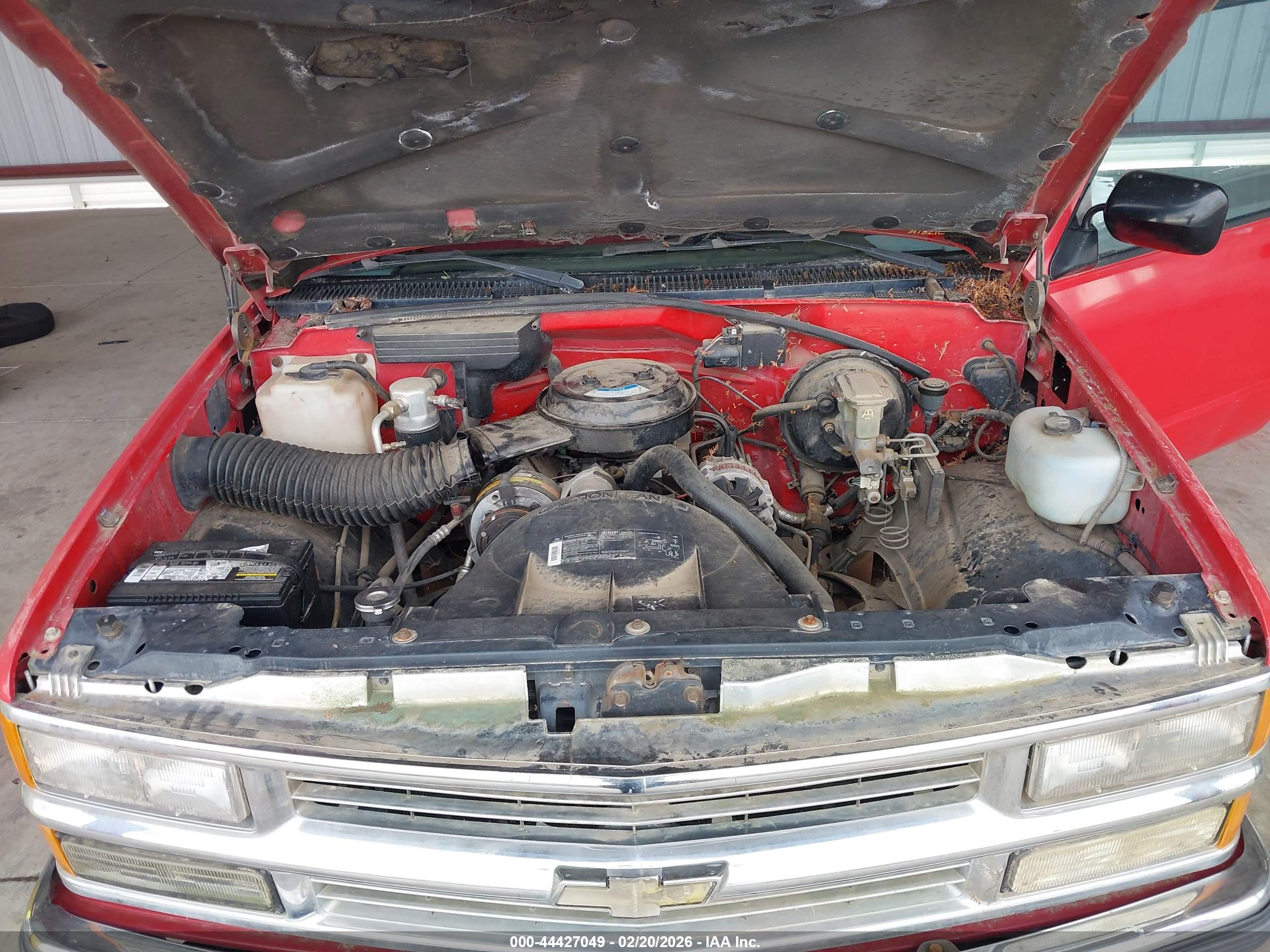CHEVROLET GMT-400 image 10