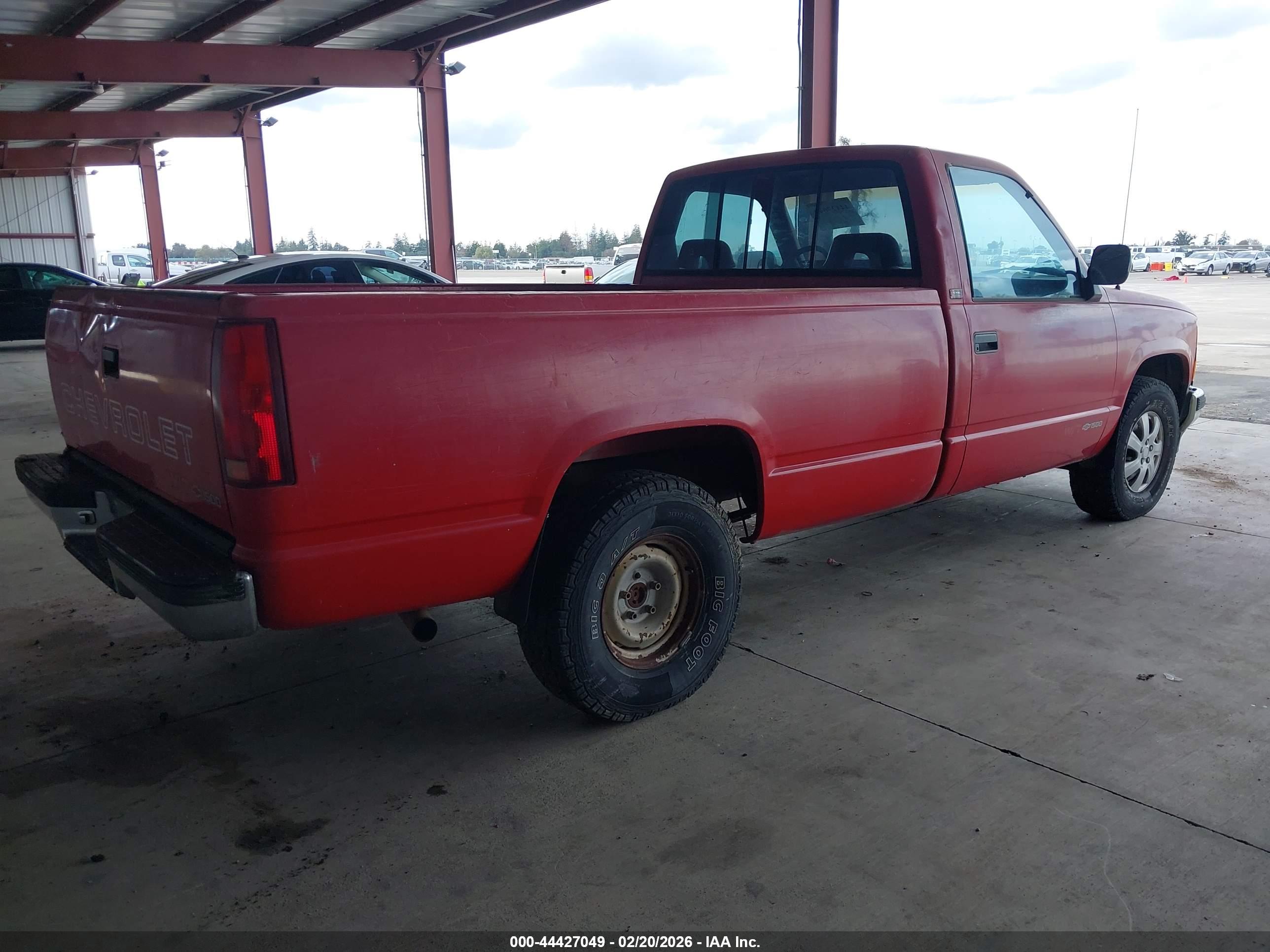CHEVROLET GMT-400 image 4