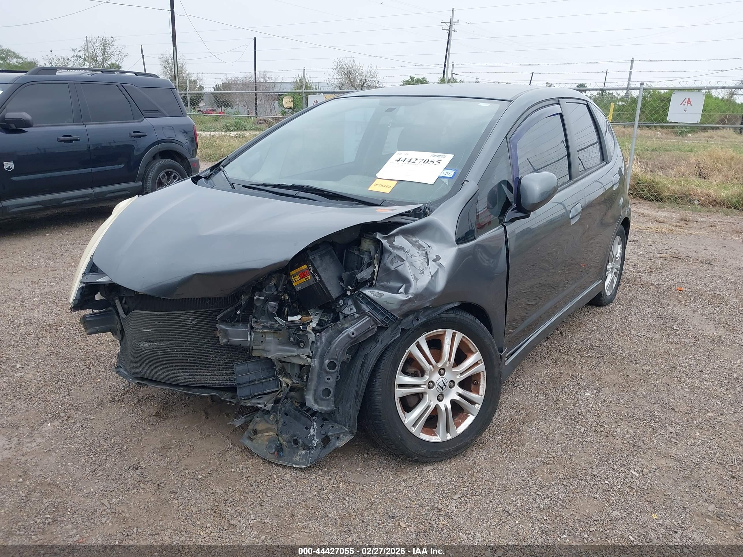 HONDA FIT image 6