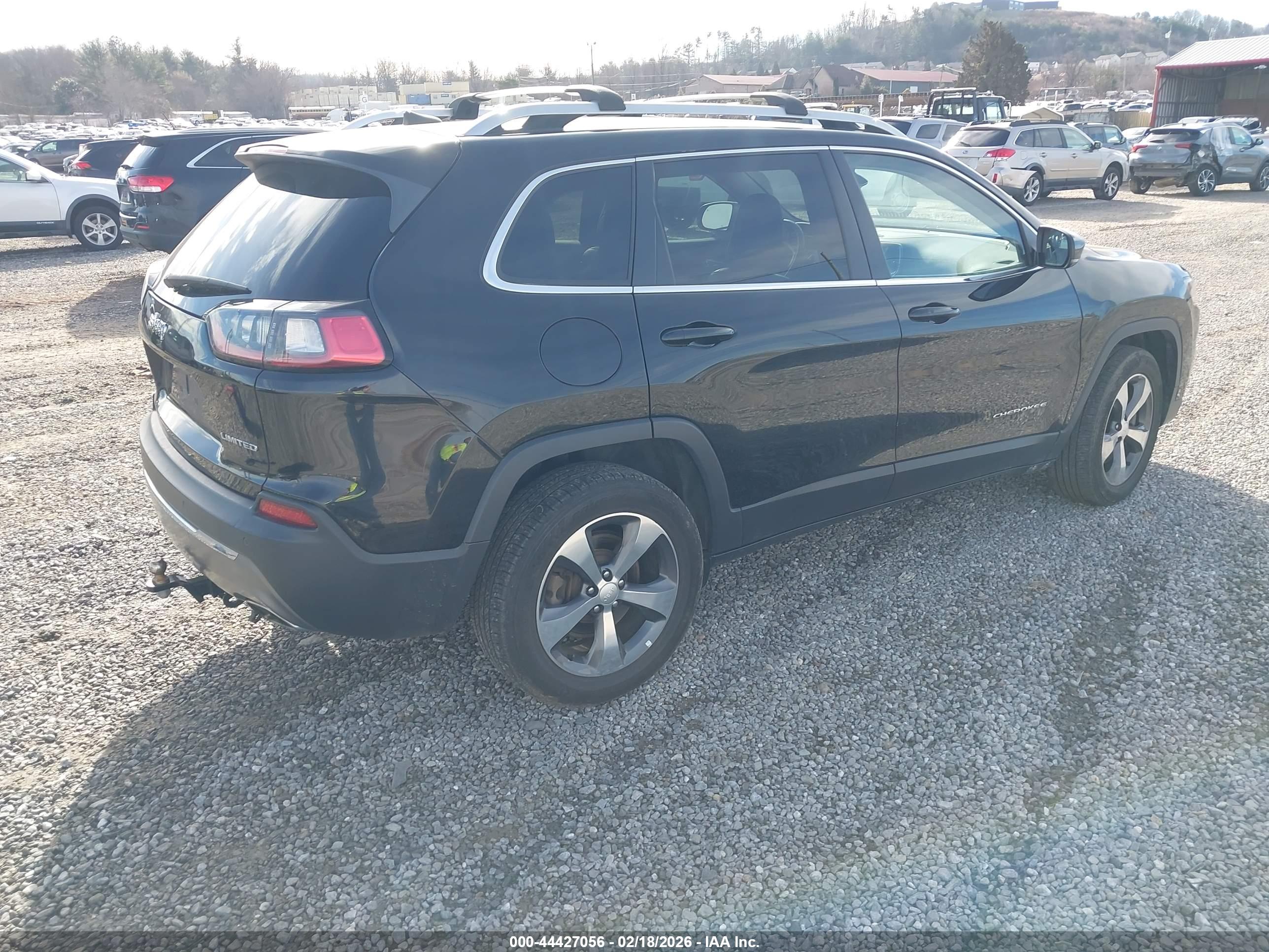 JEEP CHEROKEE image 4