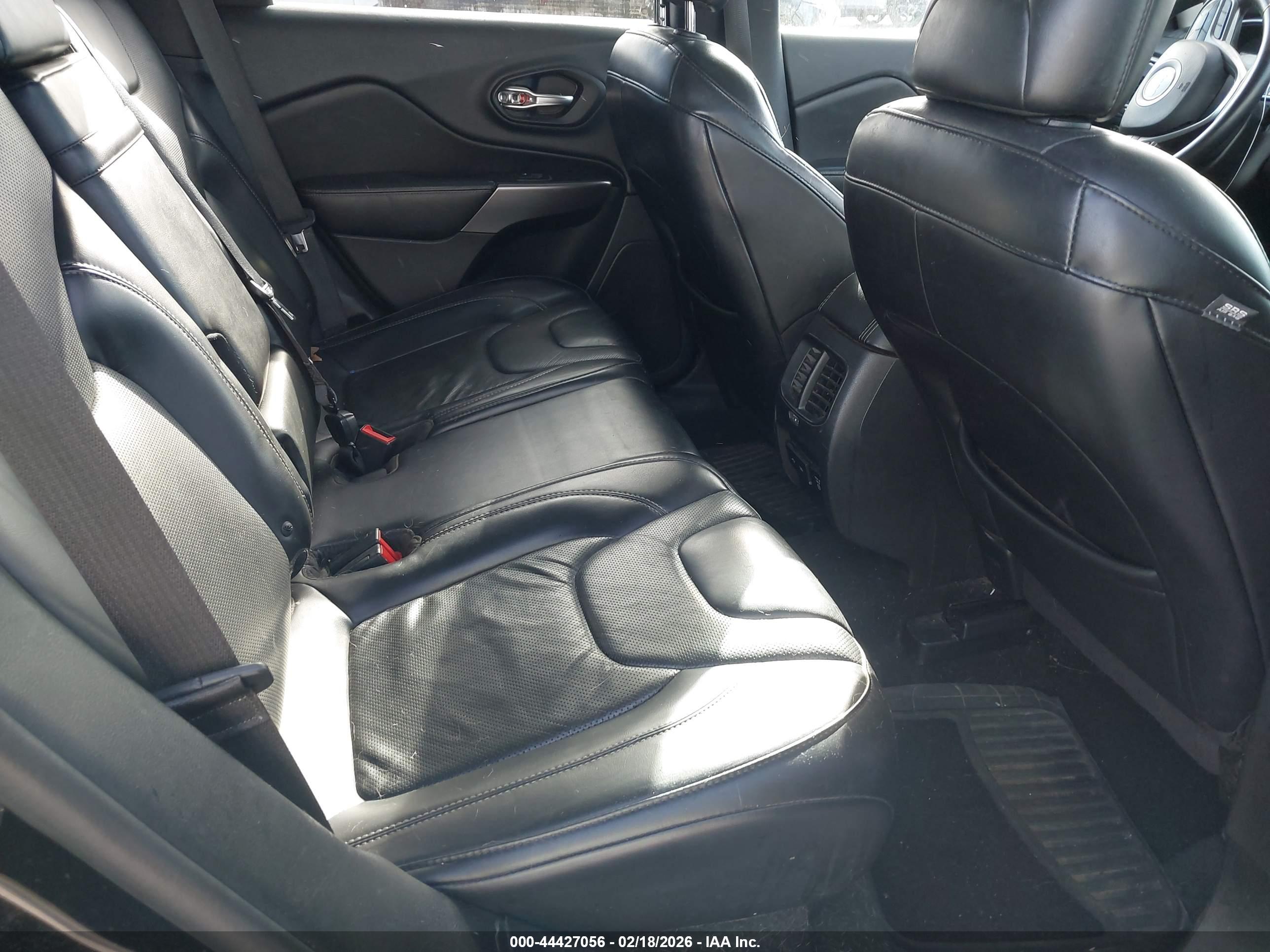 JEEP CHEROKEE image 8