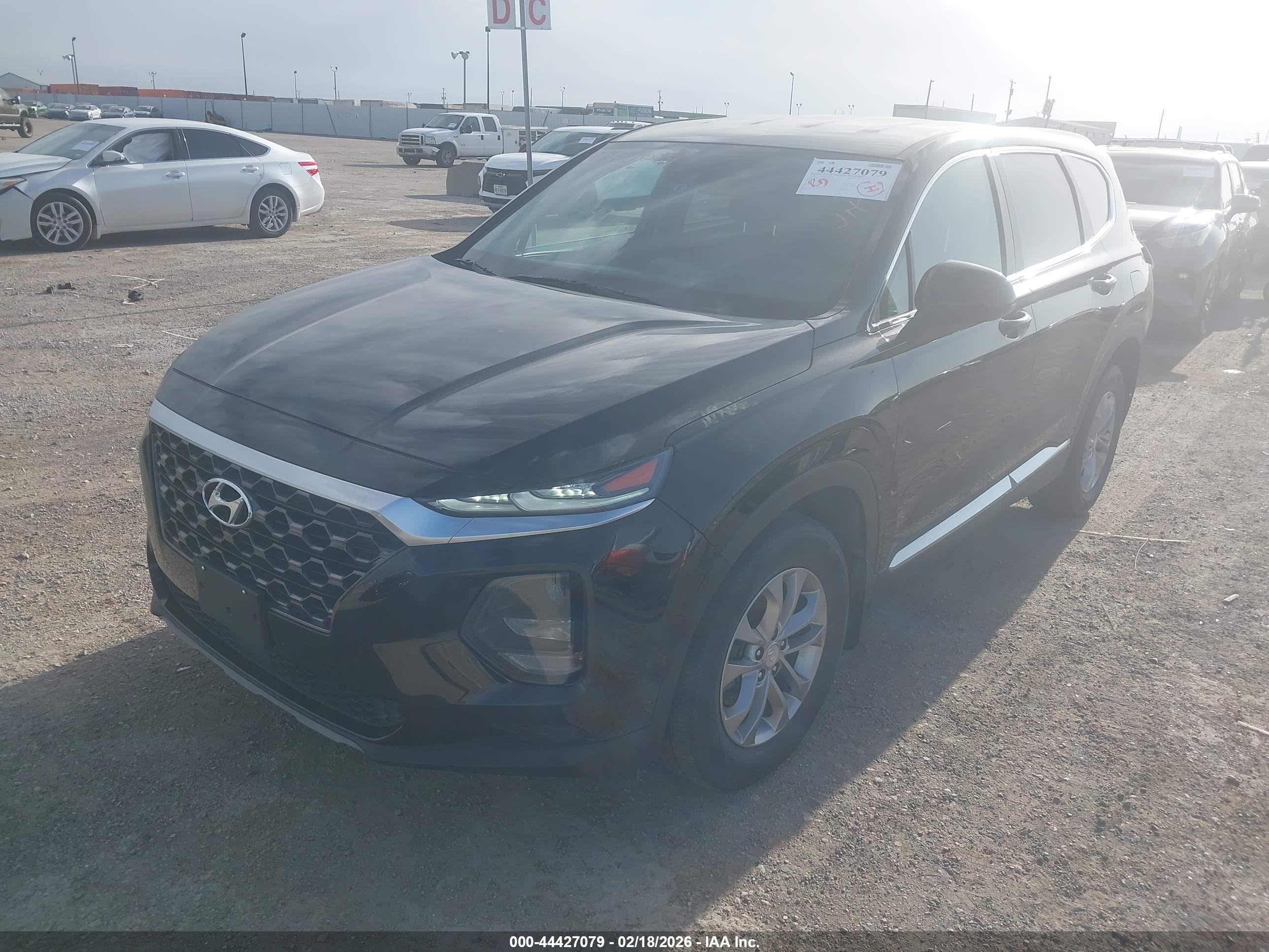 HYUNDAI SANTA image 2