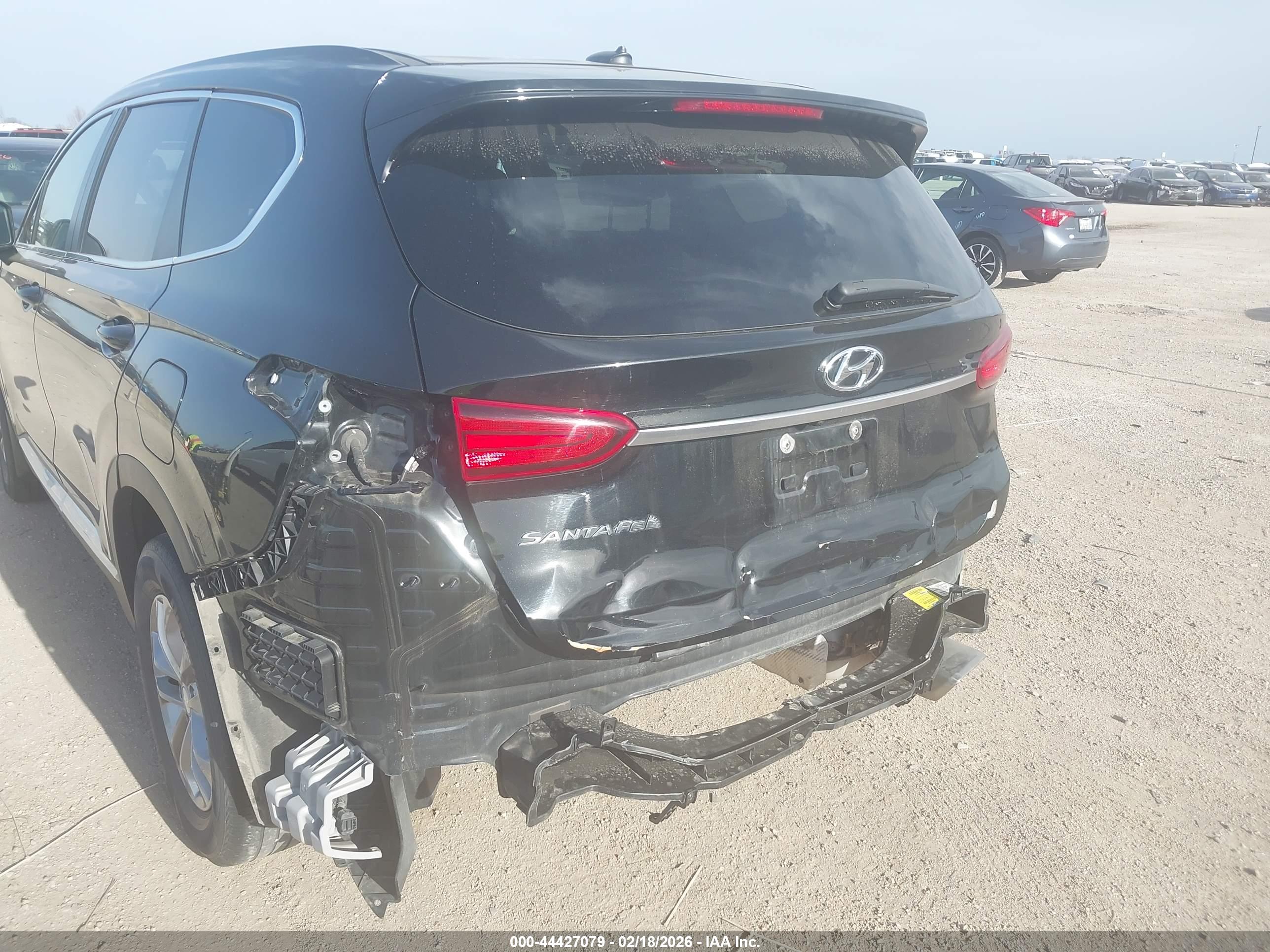 HYUNDAI SANTA image 6