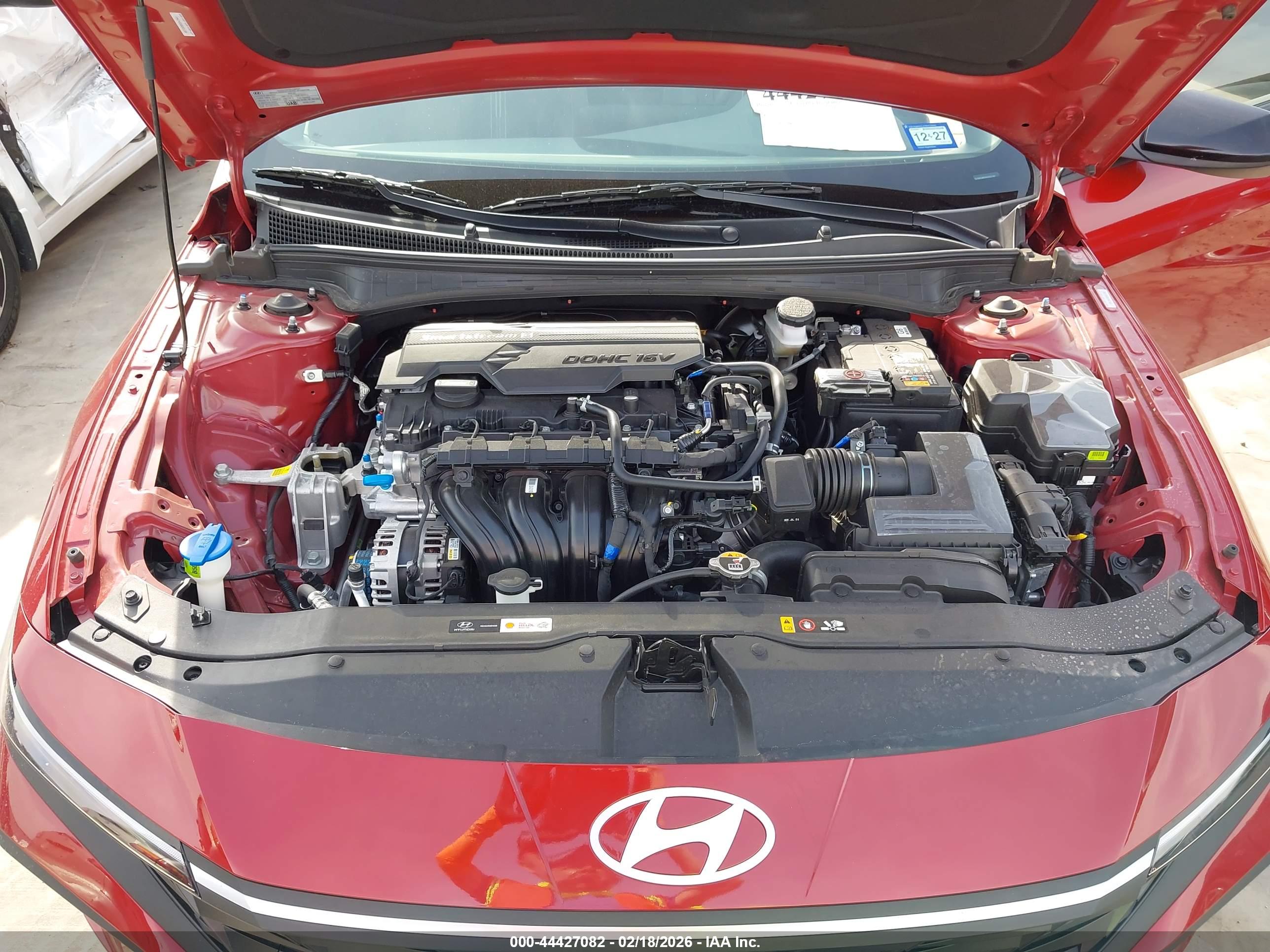 HYUNDAI ELANTRA image 10