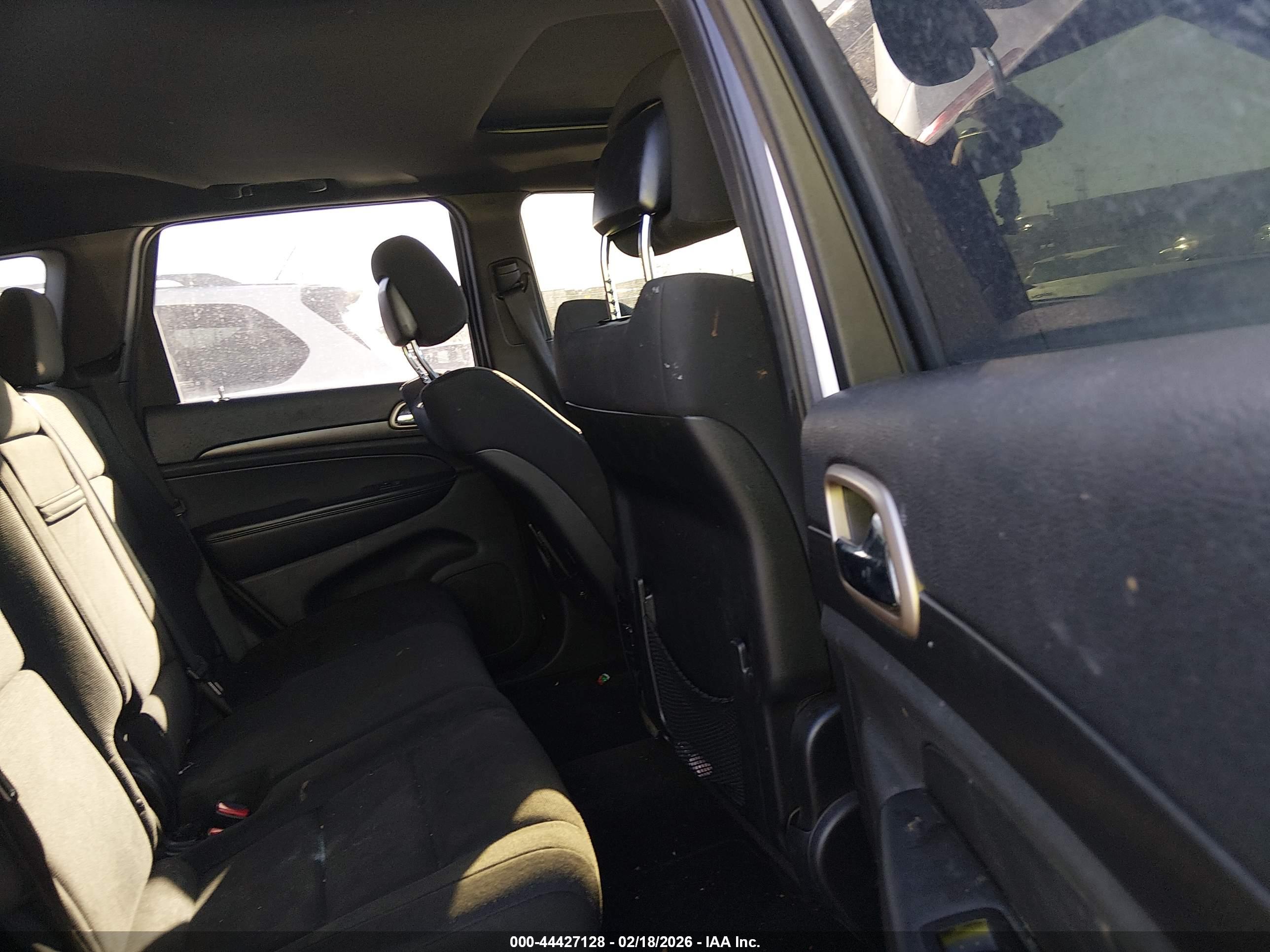 JEEP GRAND image 8