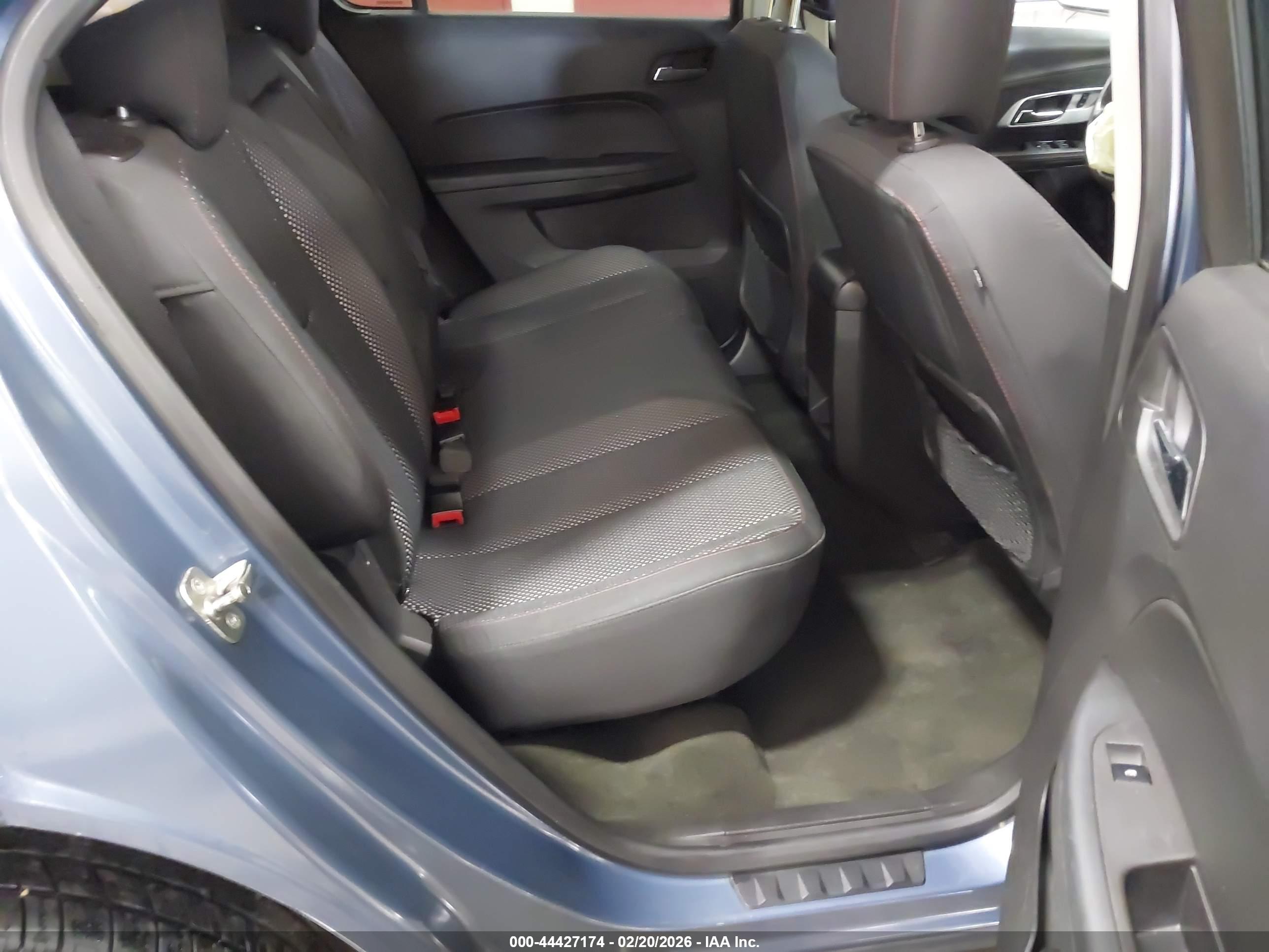 CHEVROLET EQUINOX image 8