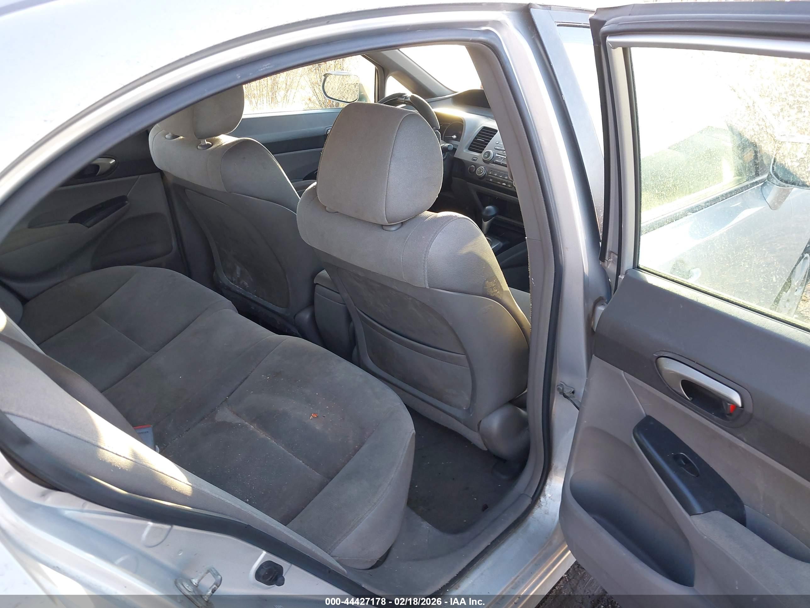 HONDA CIVIC image 8