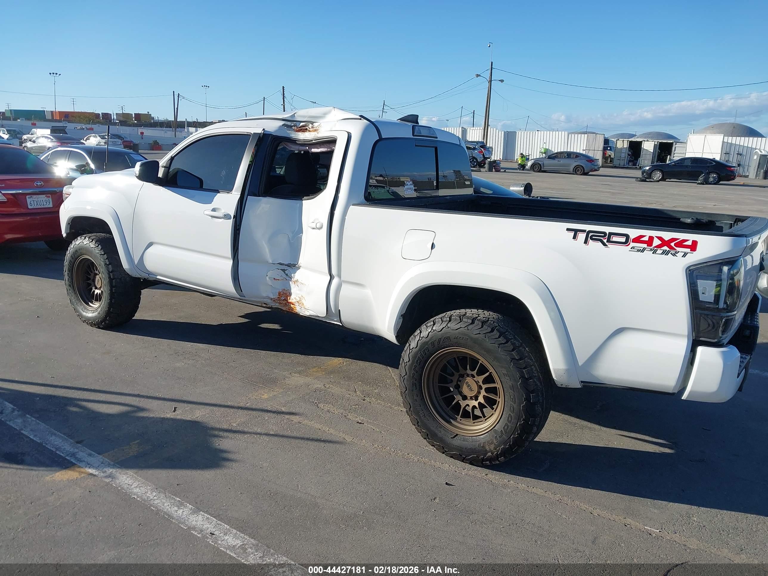 TOYOTA TACOMA image 3