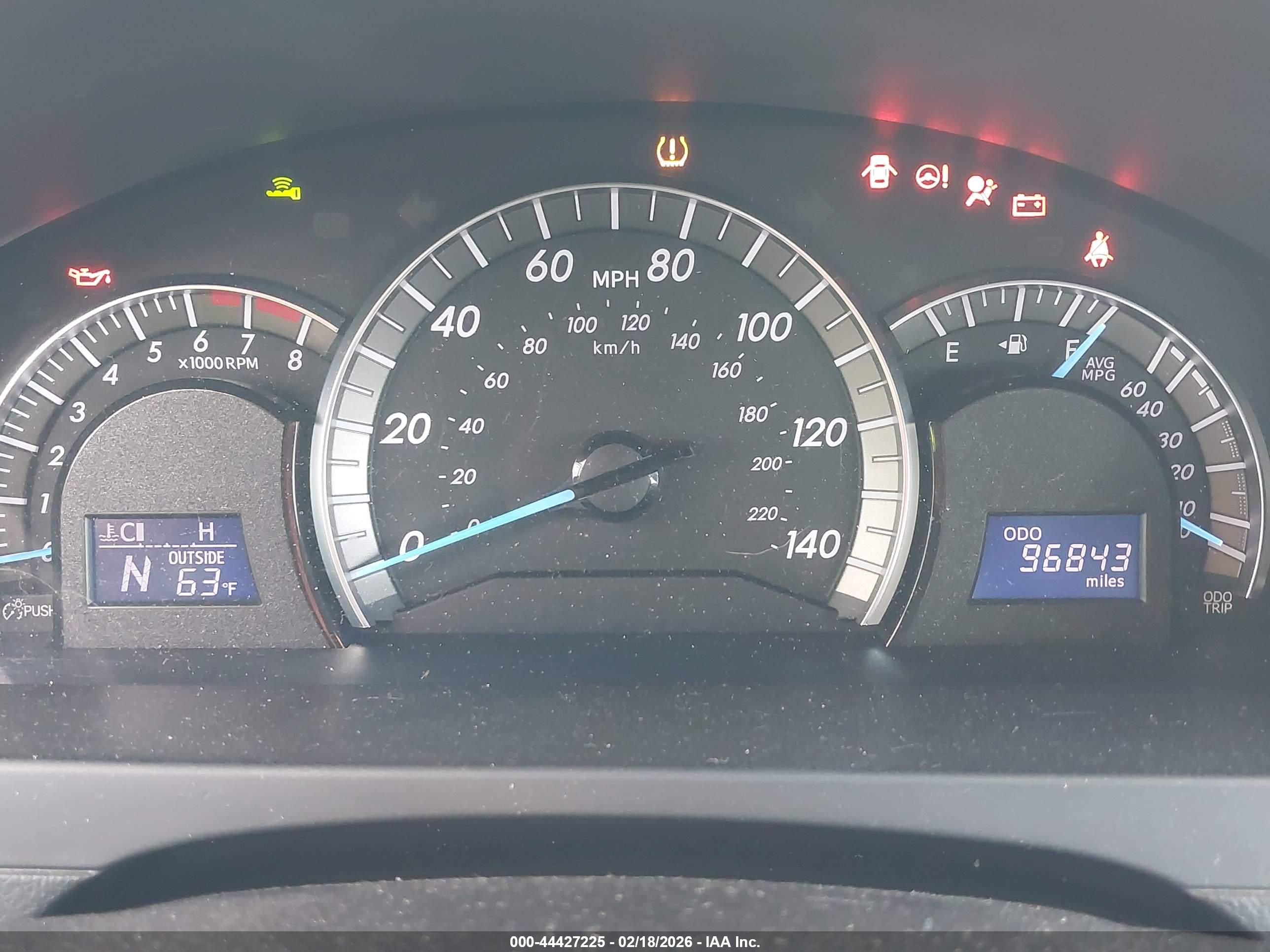 TOYOTA CAMRY image 7