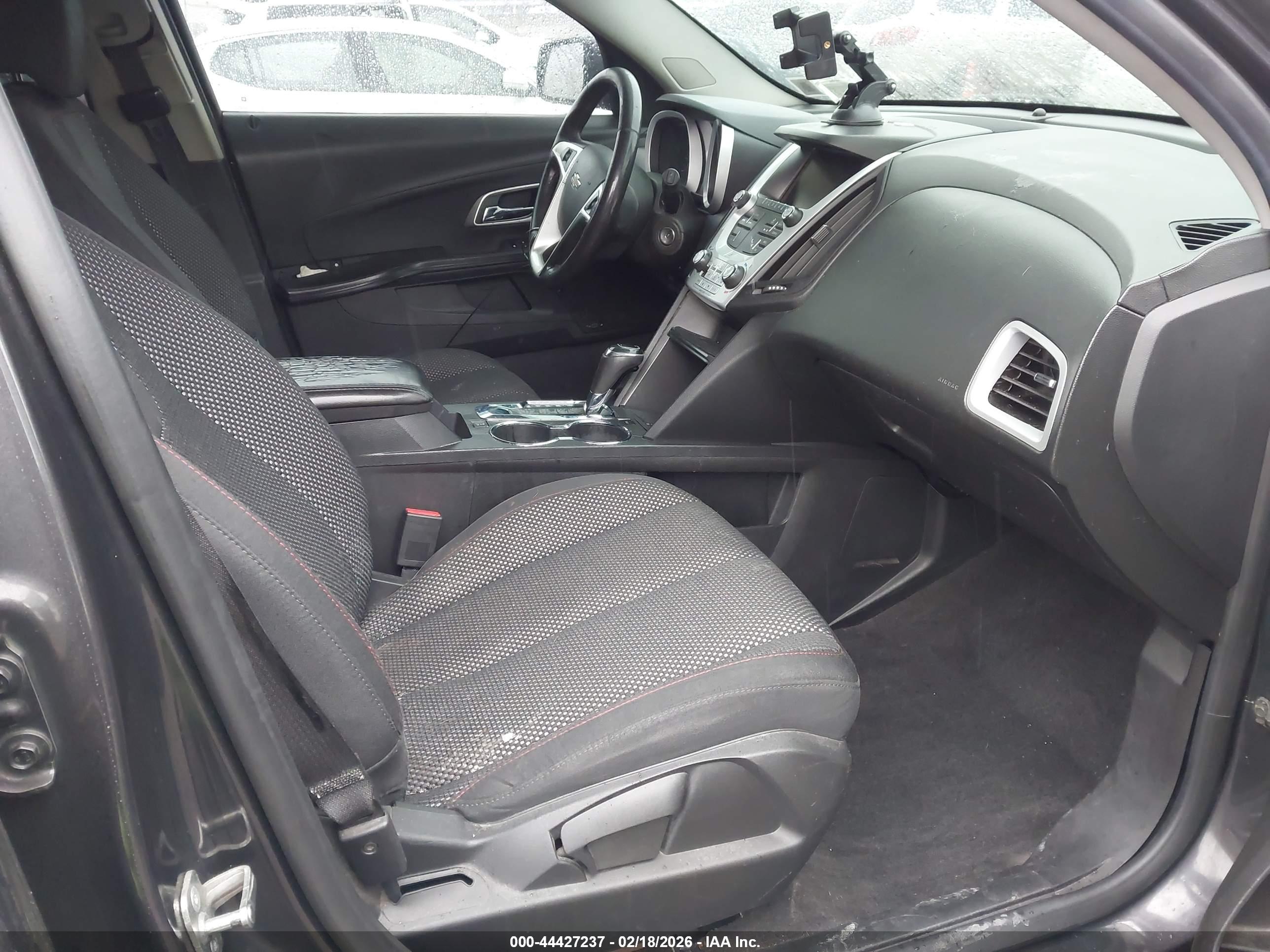 CHEVROLET EQUINOX image 5