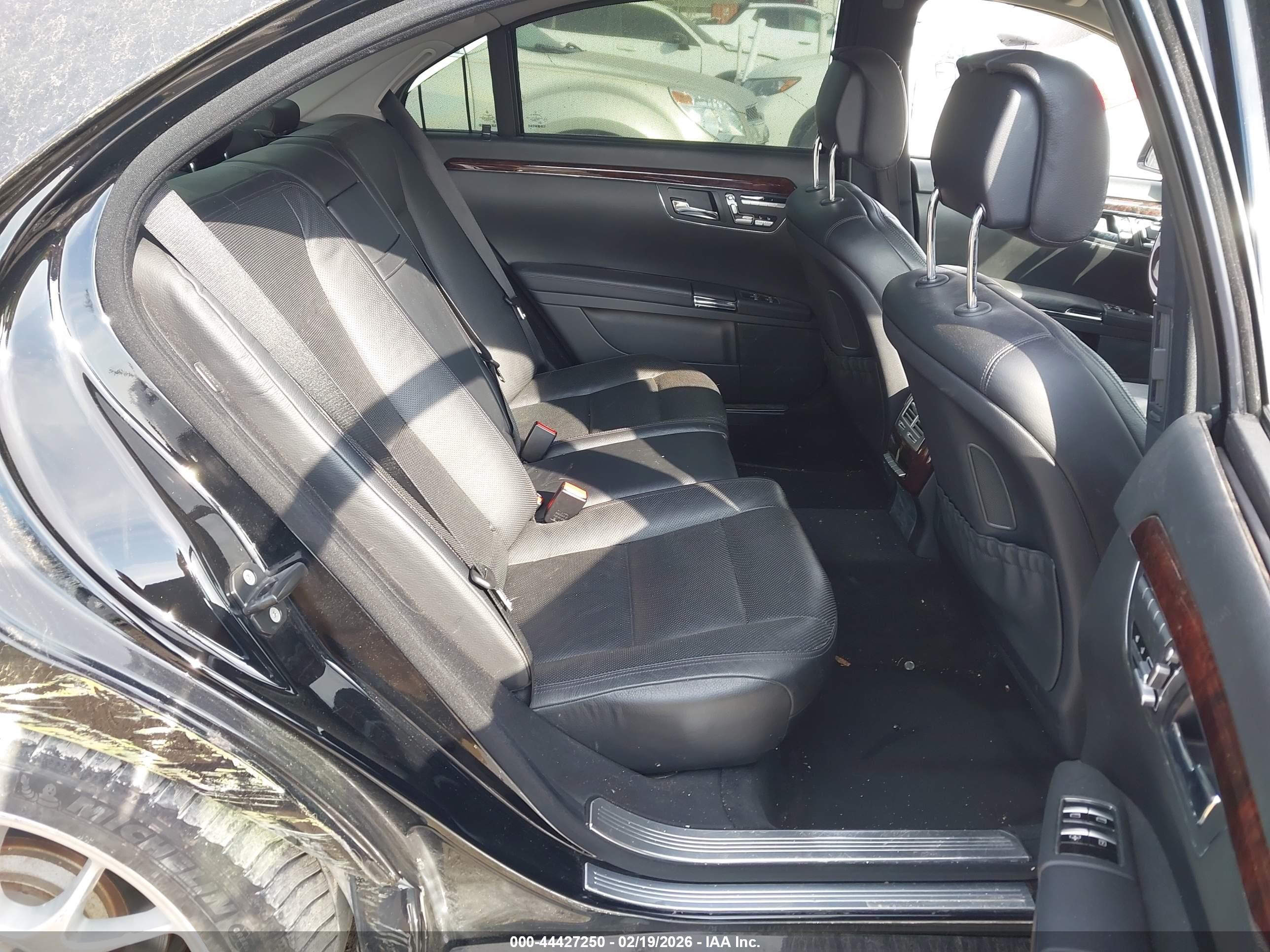 MERCEDES-BENZ S image 8