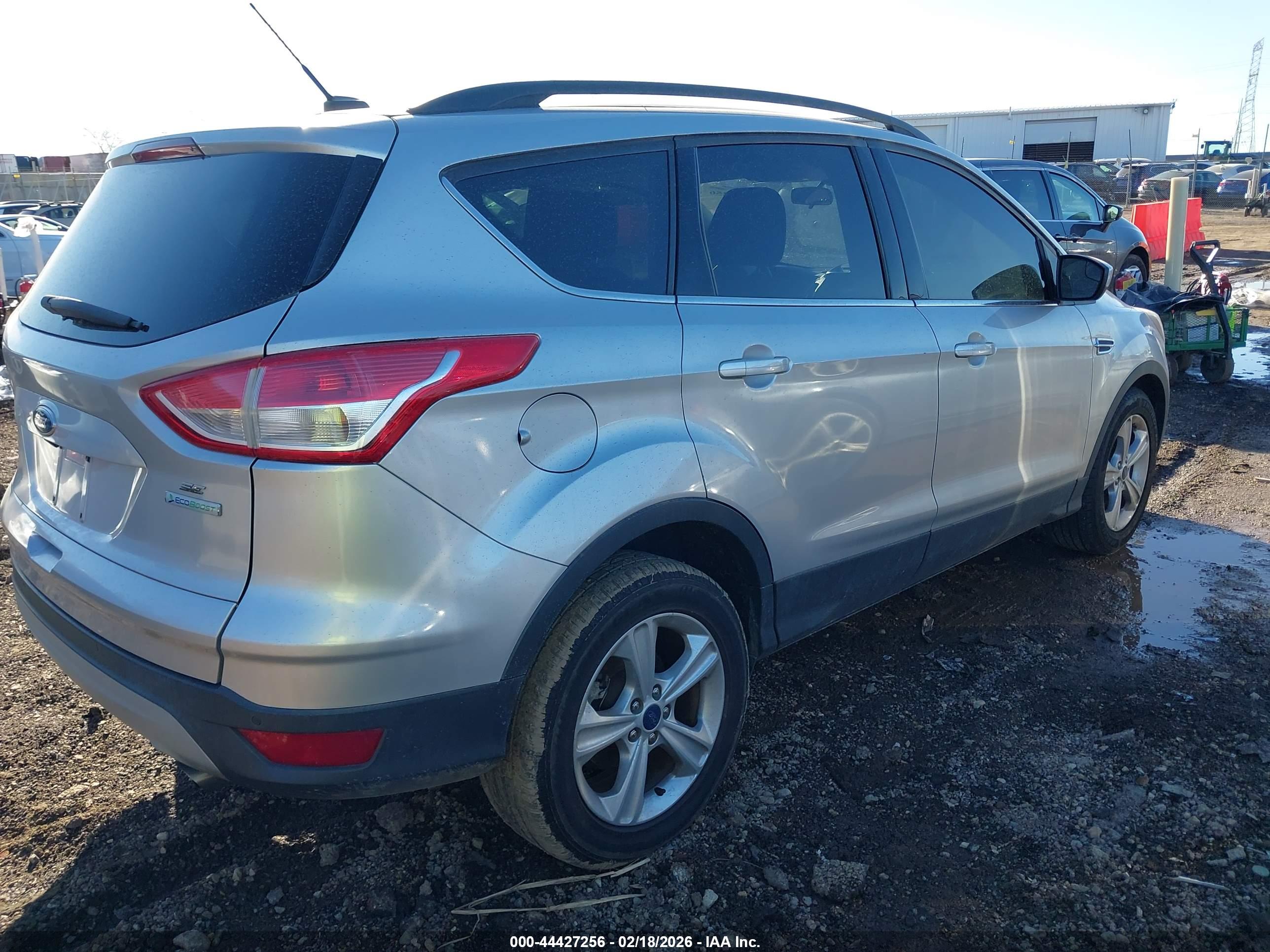FORD ESCAPE image 4