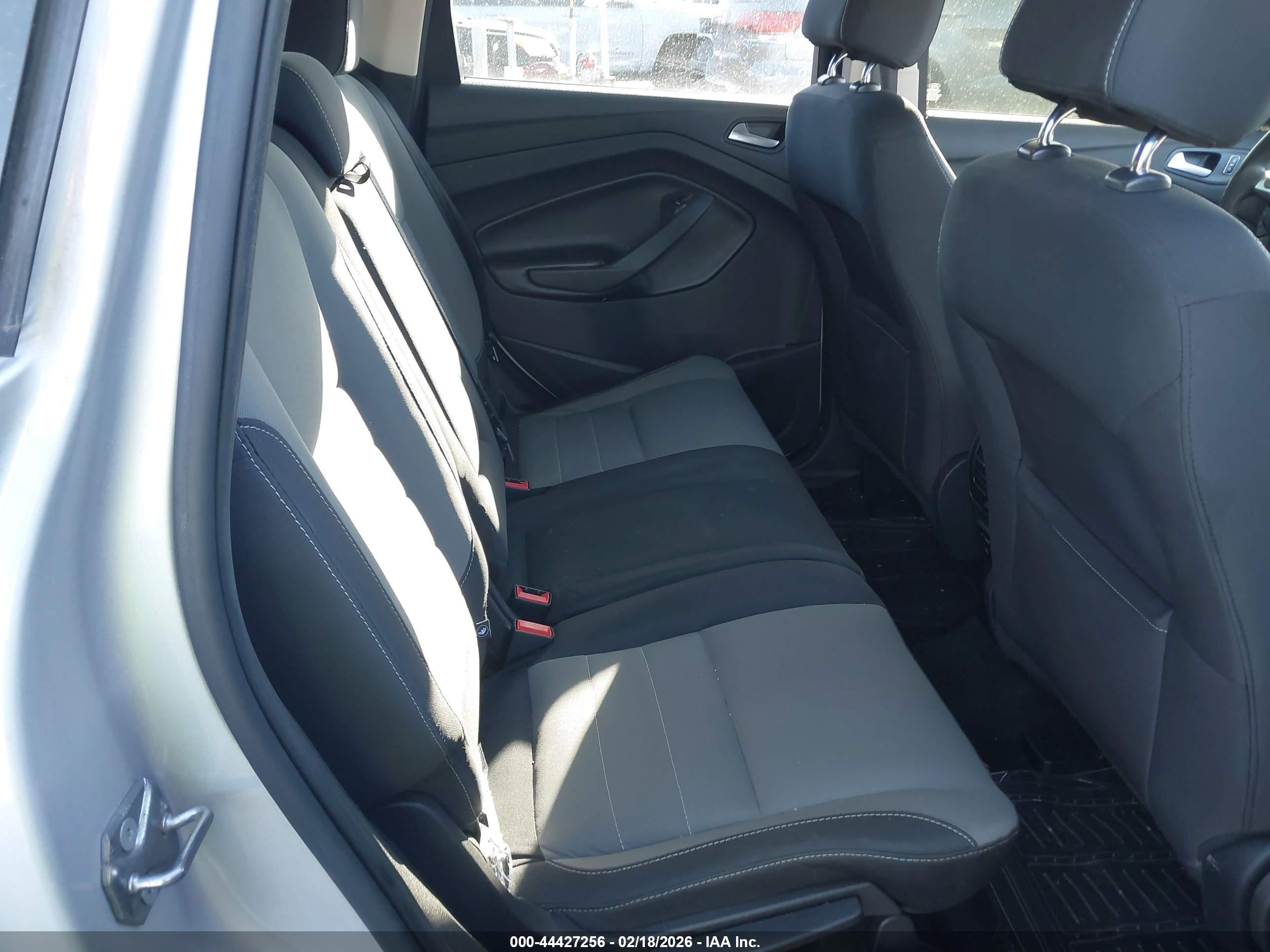 FORD ESCAPE image 8