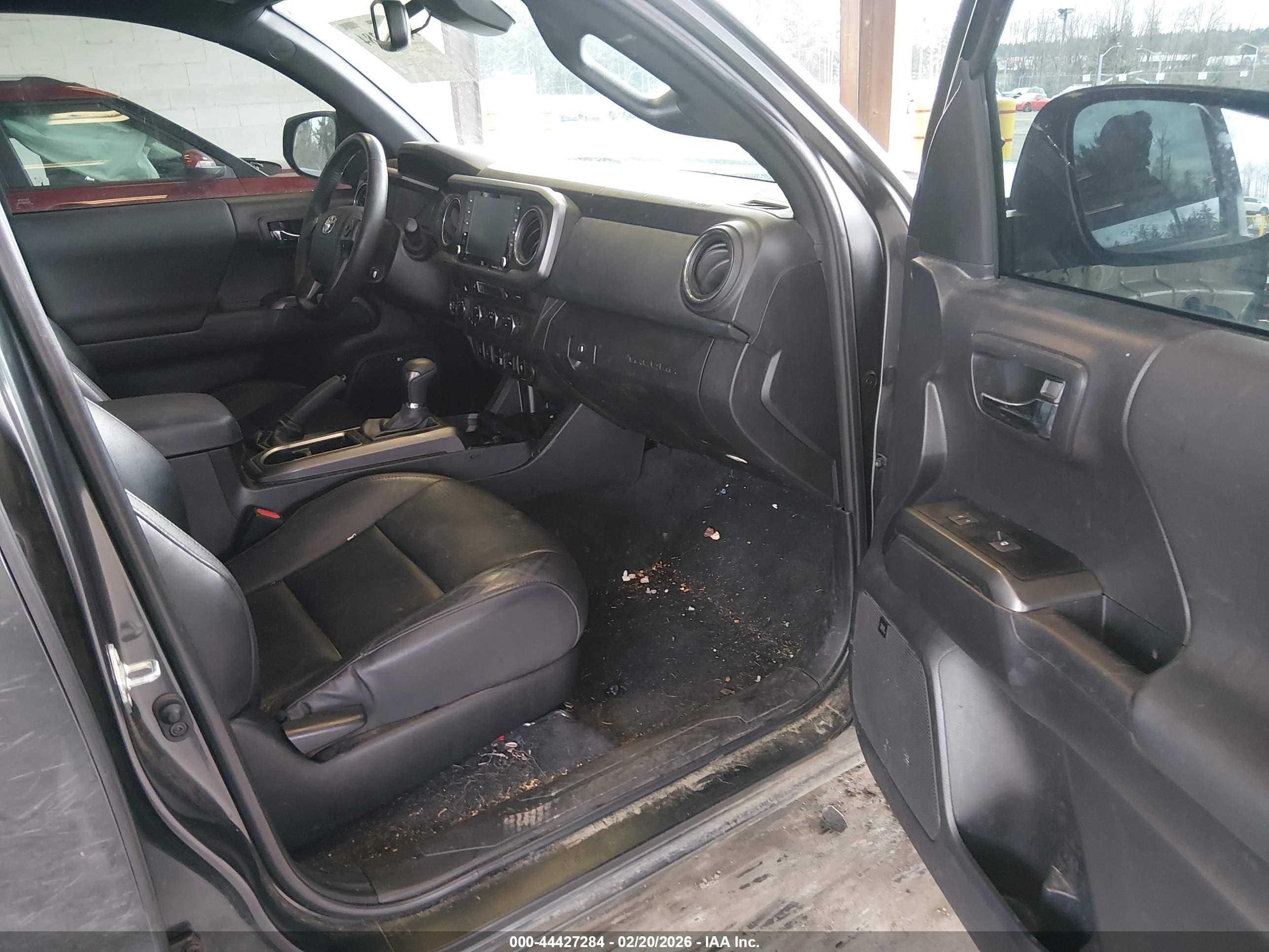 TOYOTA TACOMA image 5