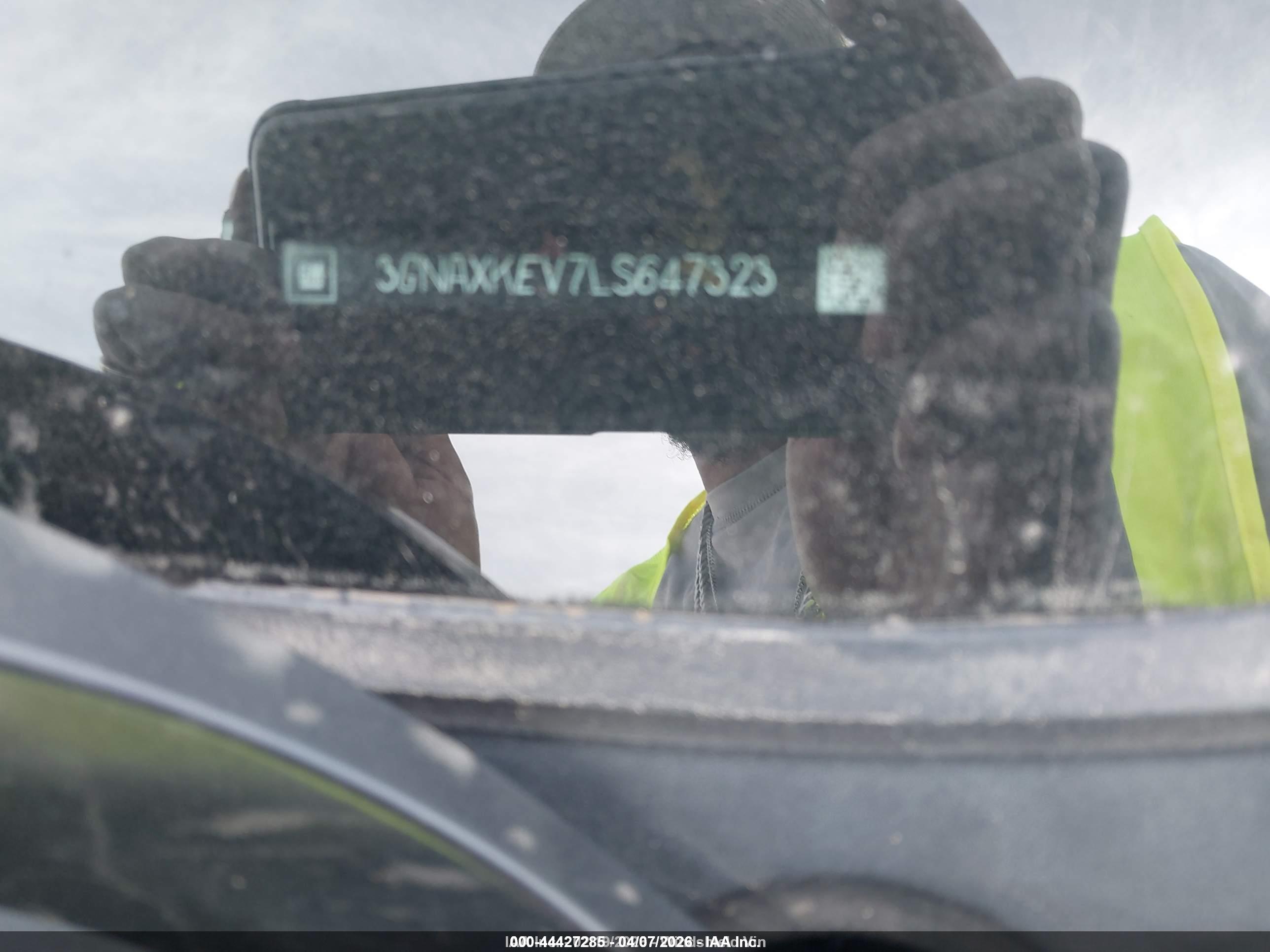 CHEVROLET EQUINOX image 9