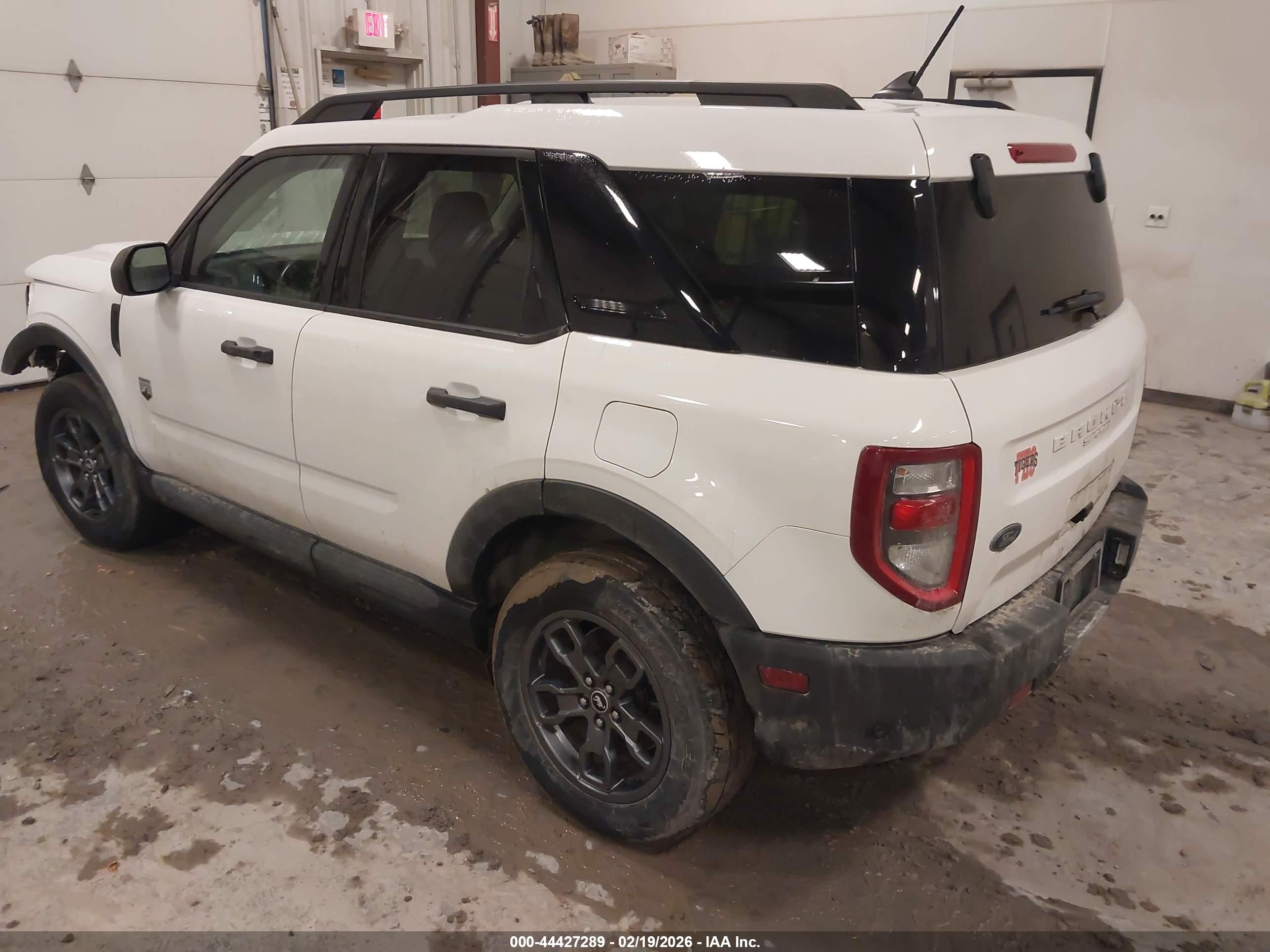 FORD BRONCO image 3