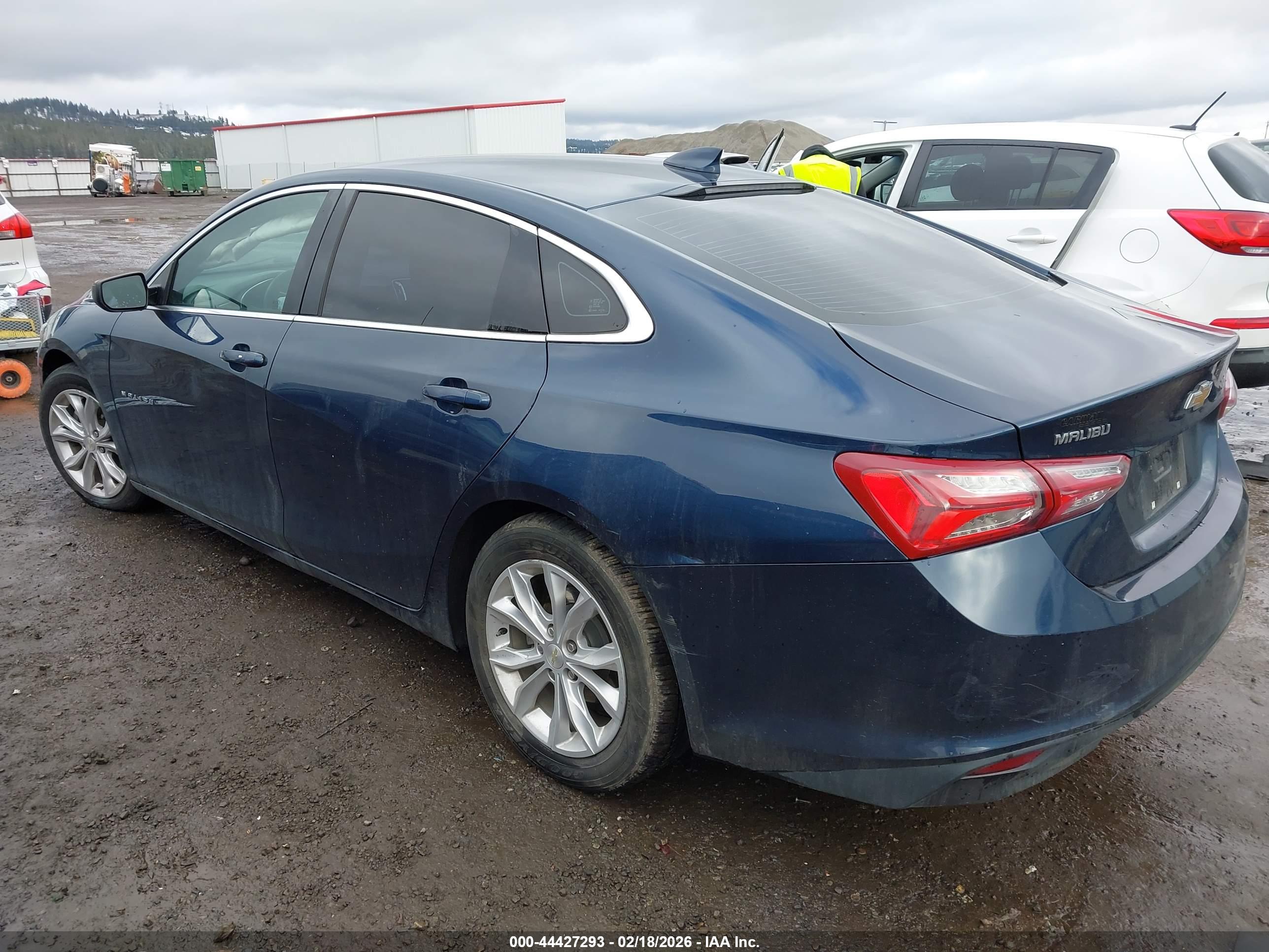 CHEVROLET MALIBU image 3