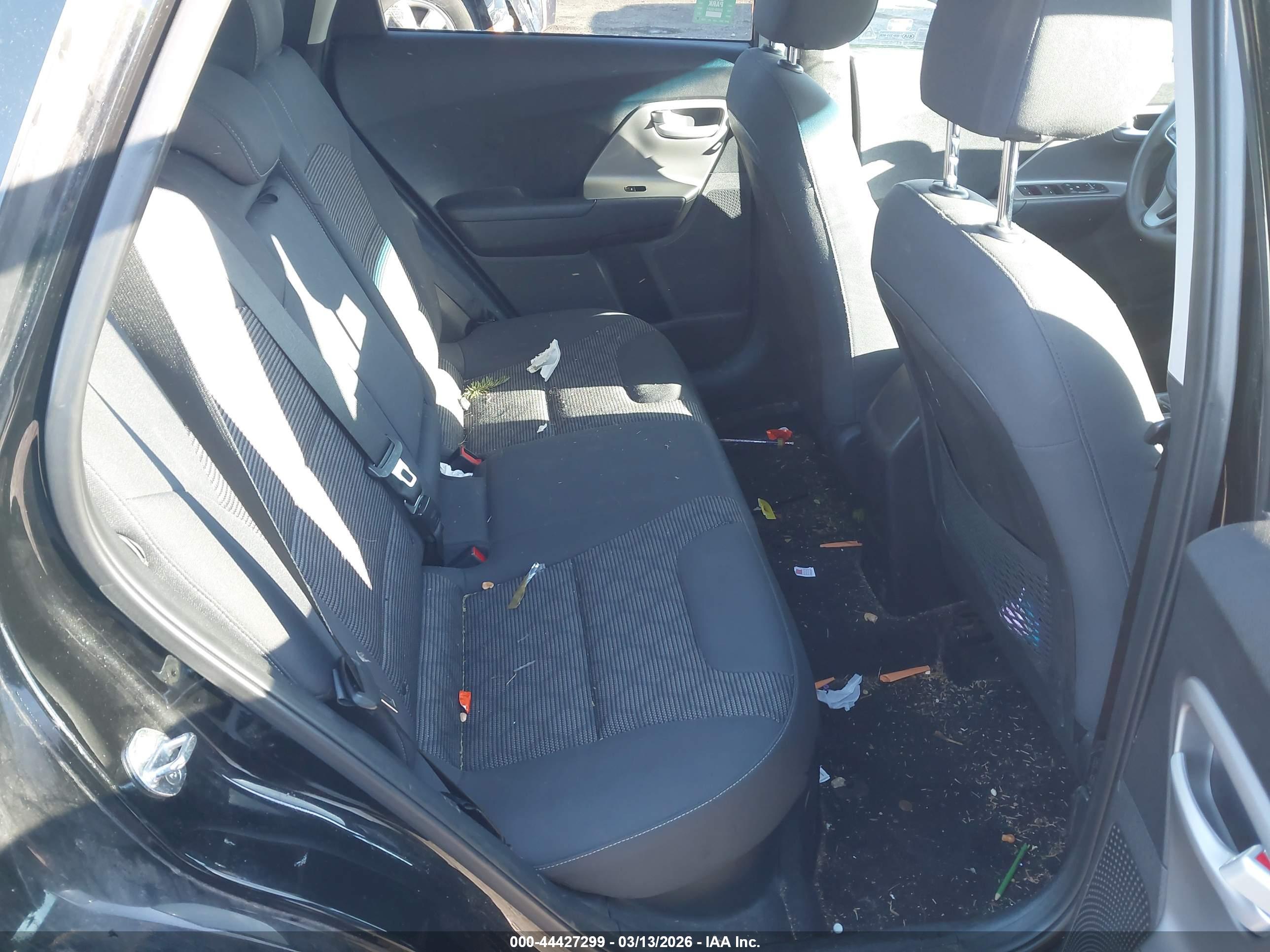 KIA NIRO image 8