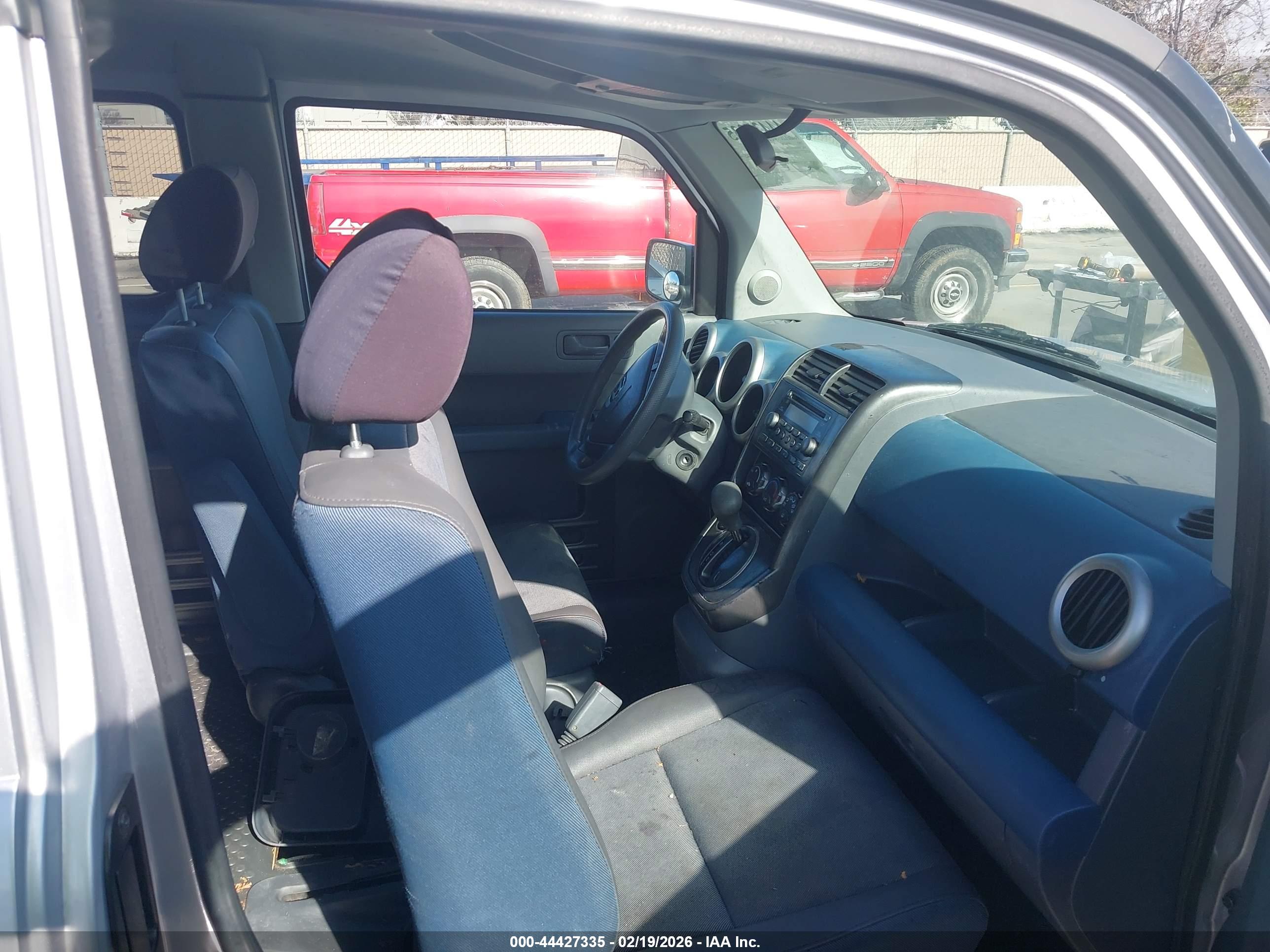 HONDA ELEMENT image 5