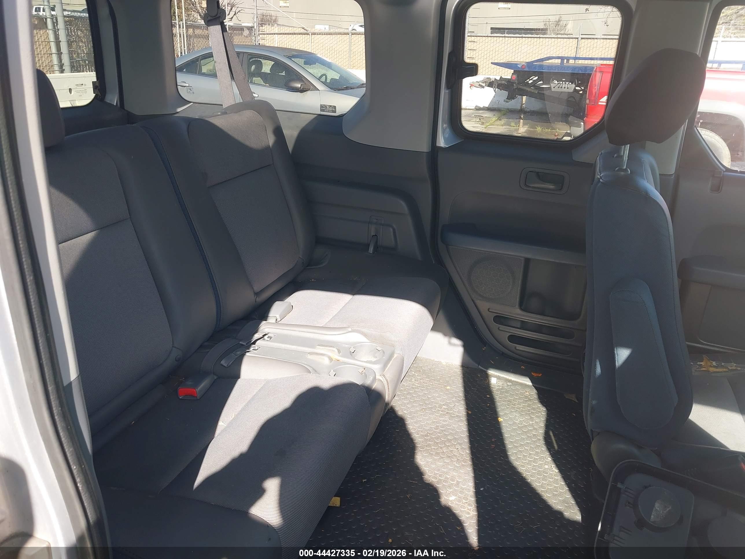 HONDA ELEMENT image 8